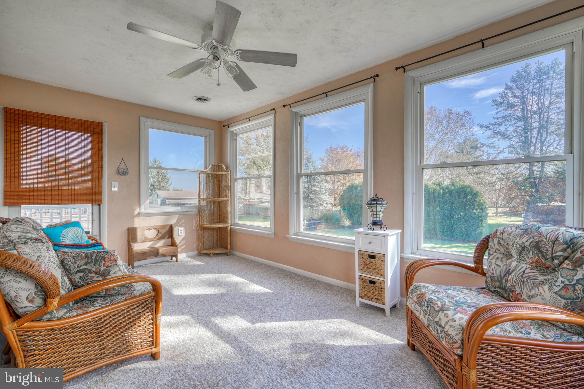 TWIN PINES - Residential