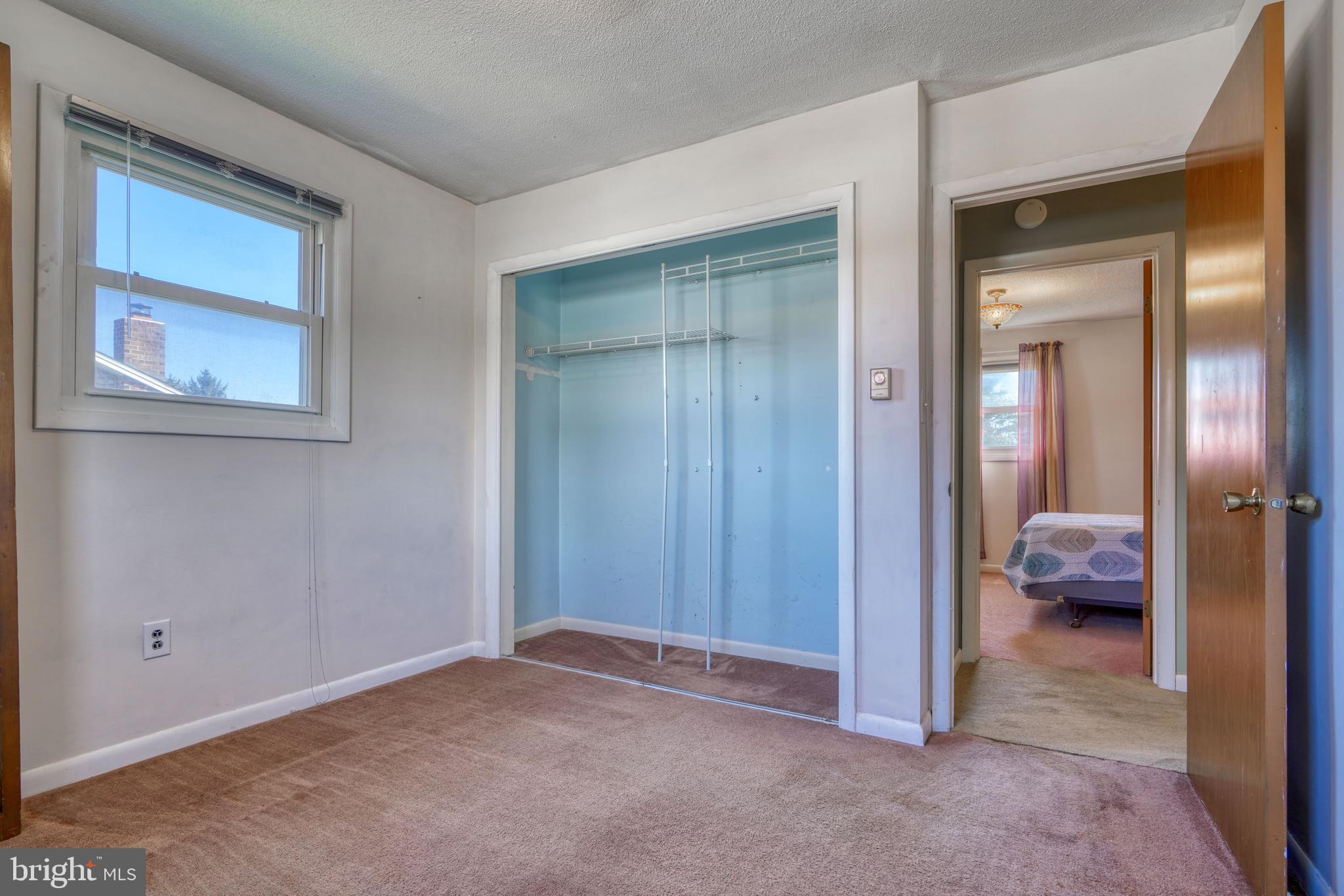 TWIN PINES - Residential