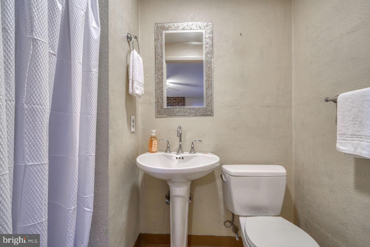 TWIN PINES - Residential