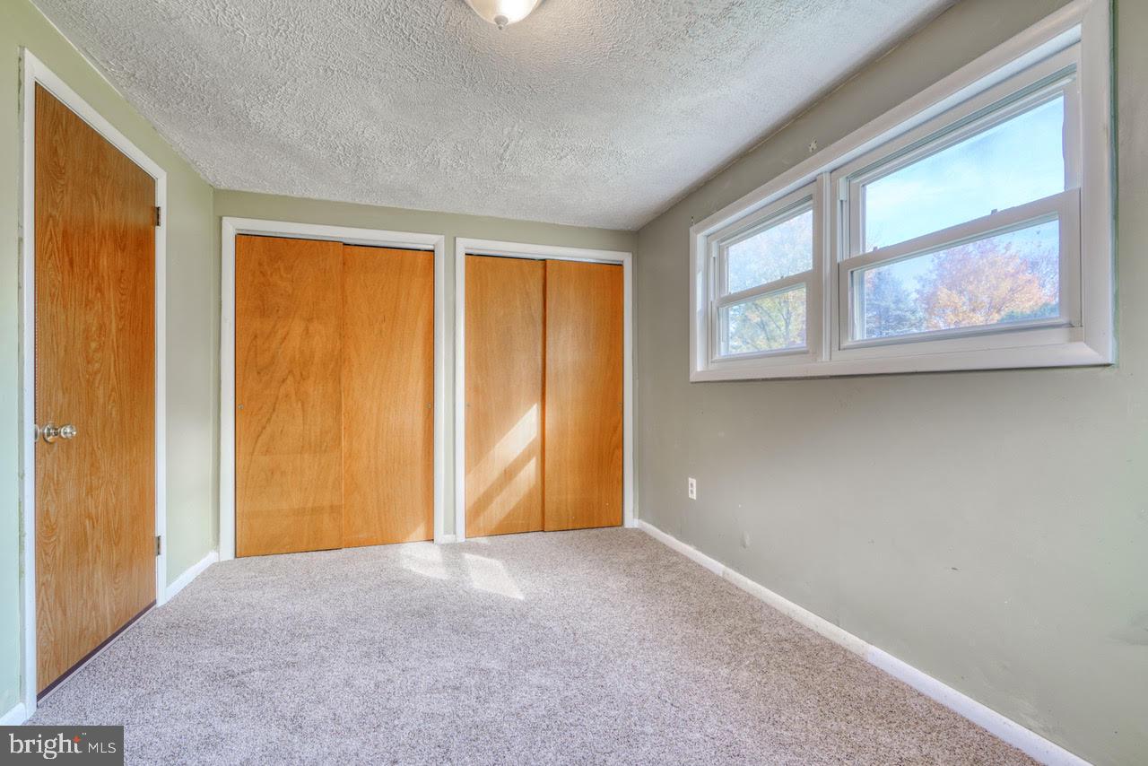 TWIN PINES - Residential