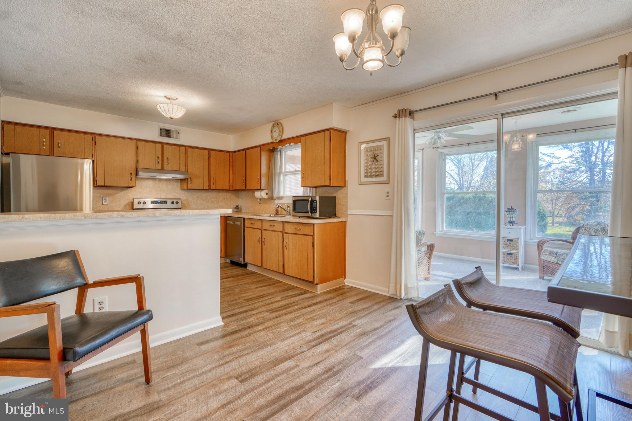 TWIN PINES - Residential