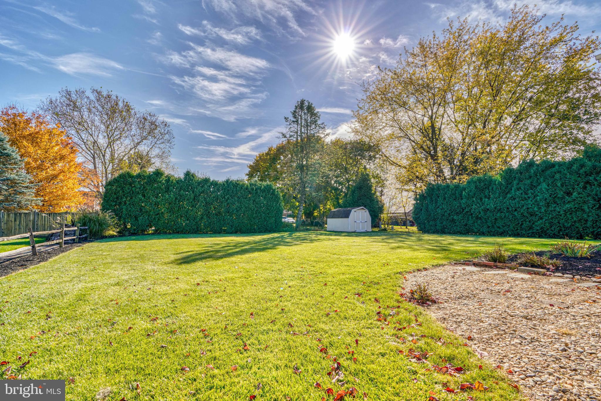 TWIN PINES - Residential