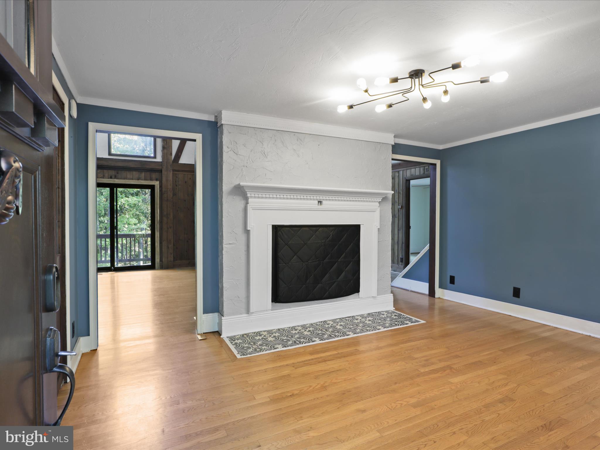 CLIFTON - Residential Lease