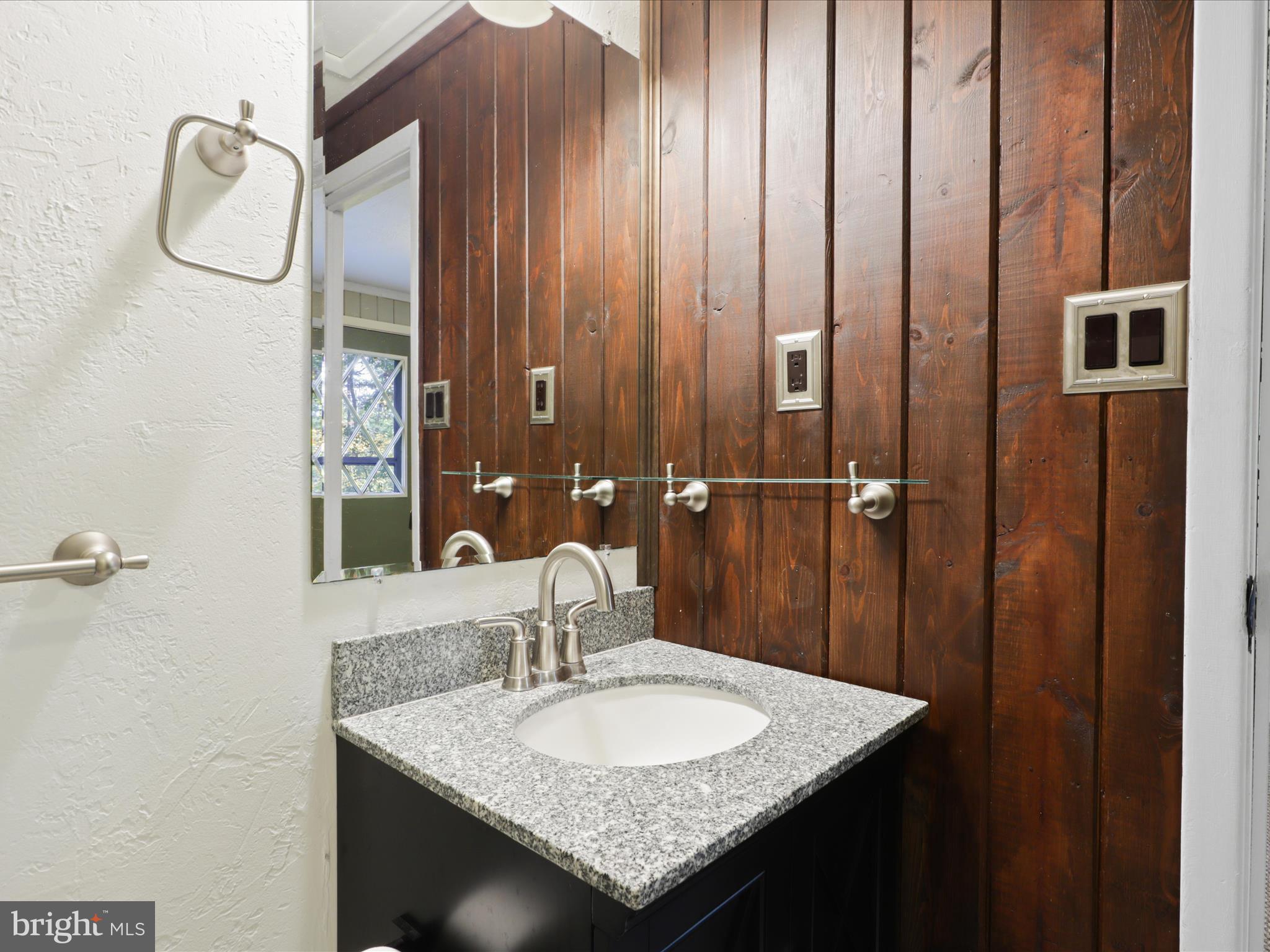 CLIFTON - Residential Lease