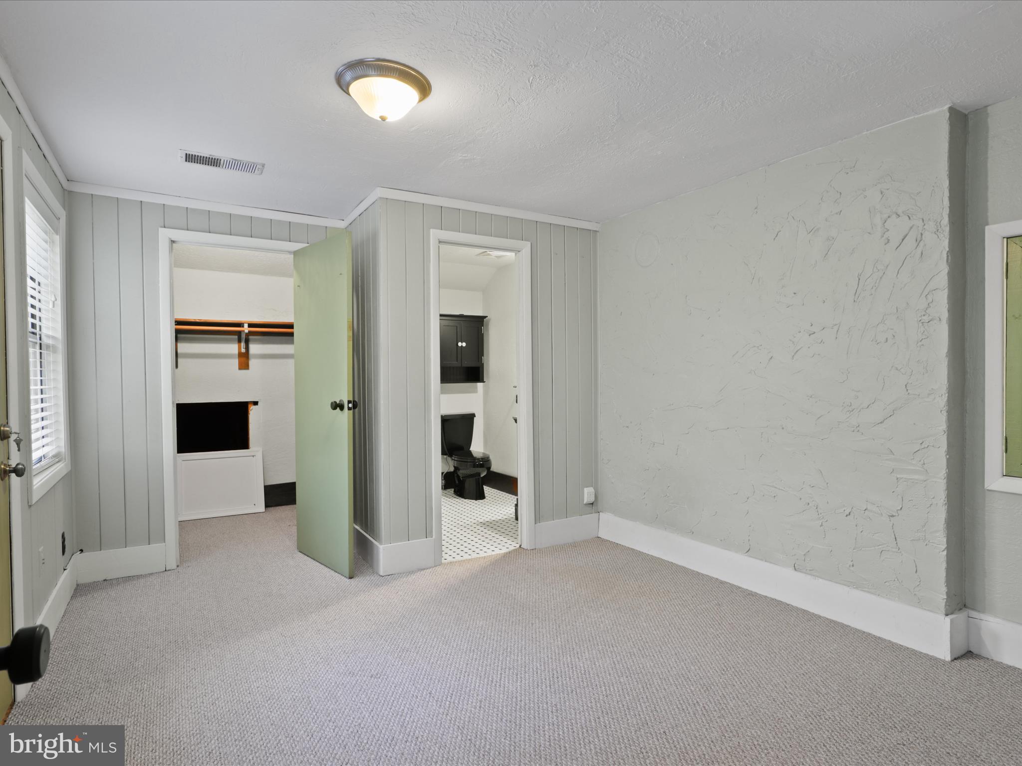 CLIFTON - Residential Lease