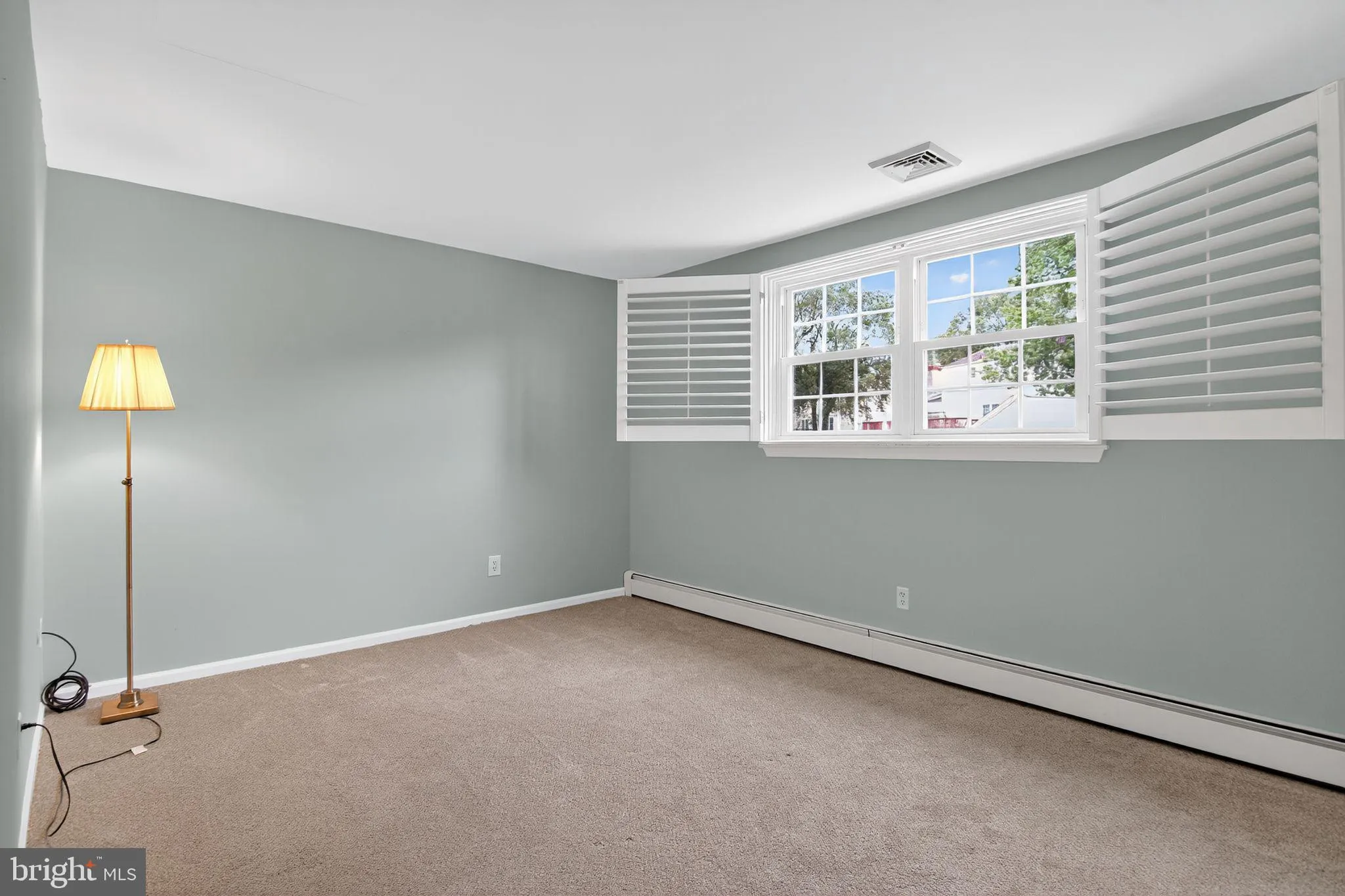 Norristown, Pennsylvania 19403, United States, 4 Bedrooms Bedrooms, ,3 BathroomsBathrooms,Residential,Active,190745