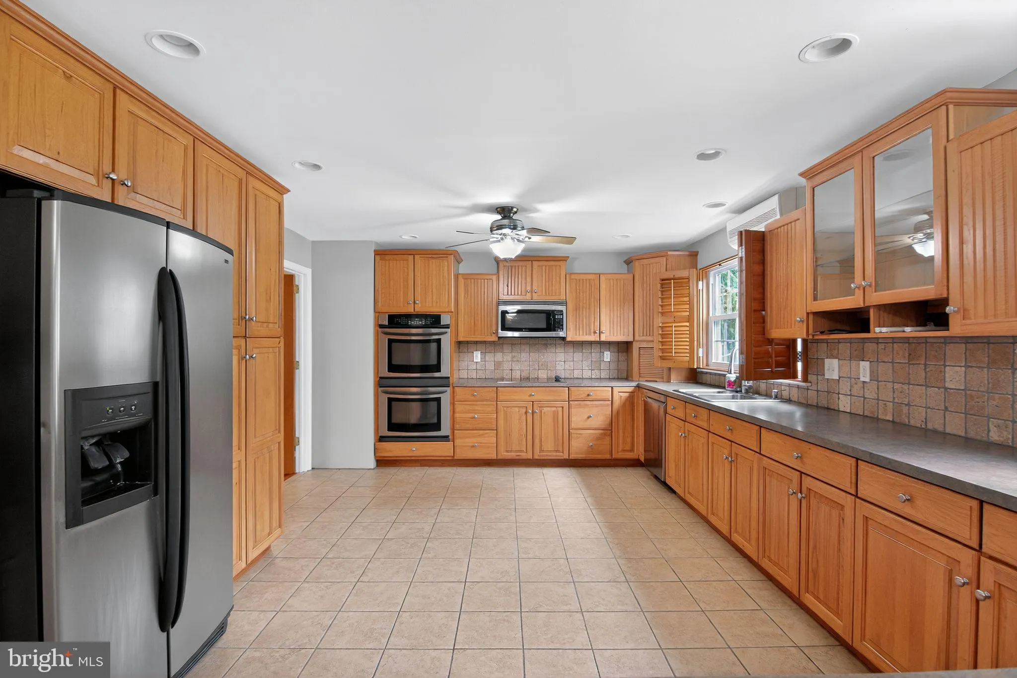 Norristown, Pennsylvania 19403, United States, 4 Bedrooms Bedrooms, ,3 BathroomsBathrooms,Residential,Active,190745