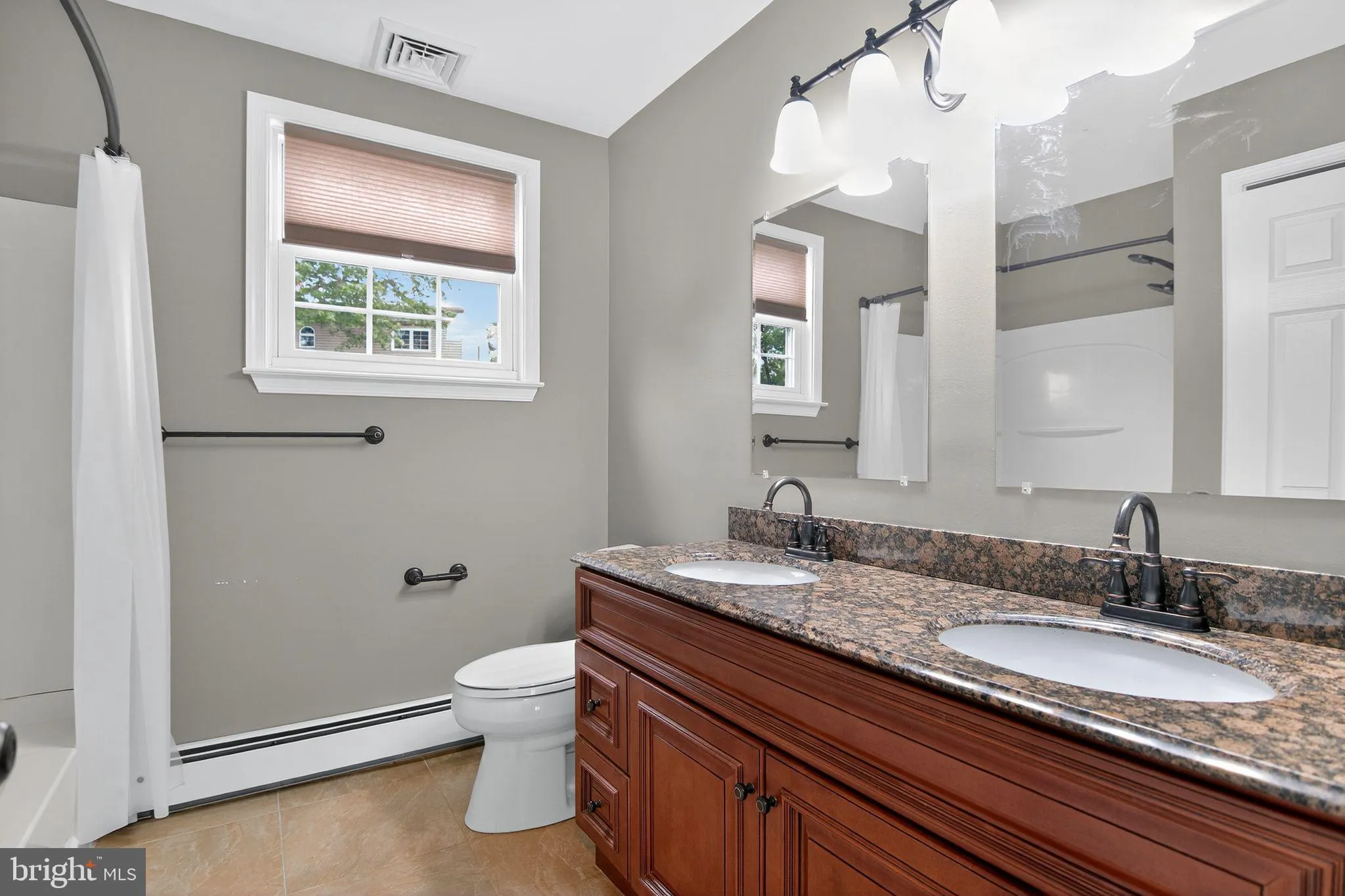 Norristown, Pennsylvania 19403, United States, 4 Bedrooms Bedrooms, ,3 BathroomsBathrooms,Residential,Active,190745