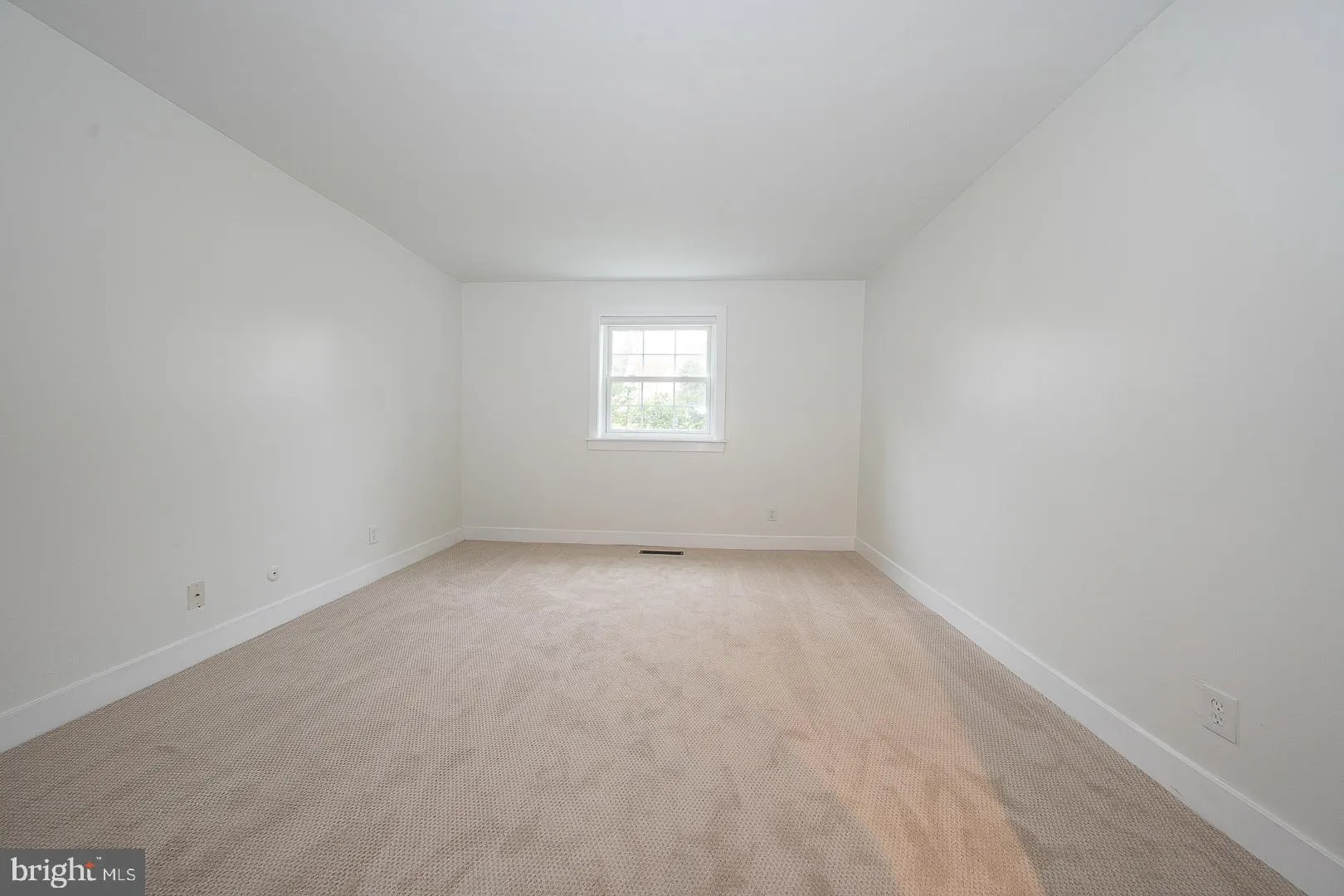 Wayne, Pennsylvania 19087, United States, 1 Bedroom Bedrooms, ,1 BathroomBathrooms,Residential,Active,243172