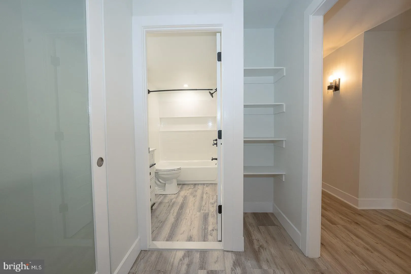 Wayne, Pennsylvania 19087, United States, 1 Bedroom Bedrooms, ,1 BathroomBathrooms,Residential,Active,243172