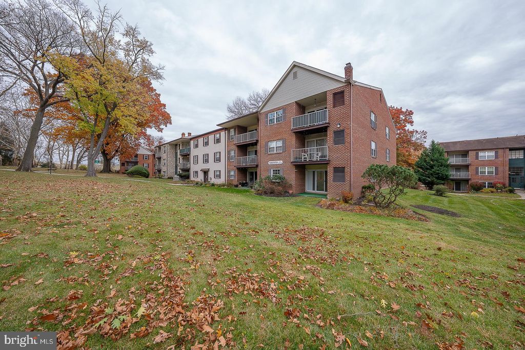 Photo of 366 Drummers Lane #366, WAYNE, PA 19087 (MLS # PACT2113462)