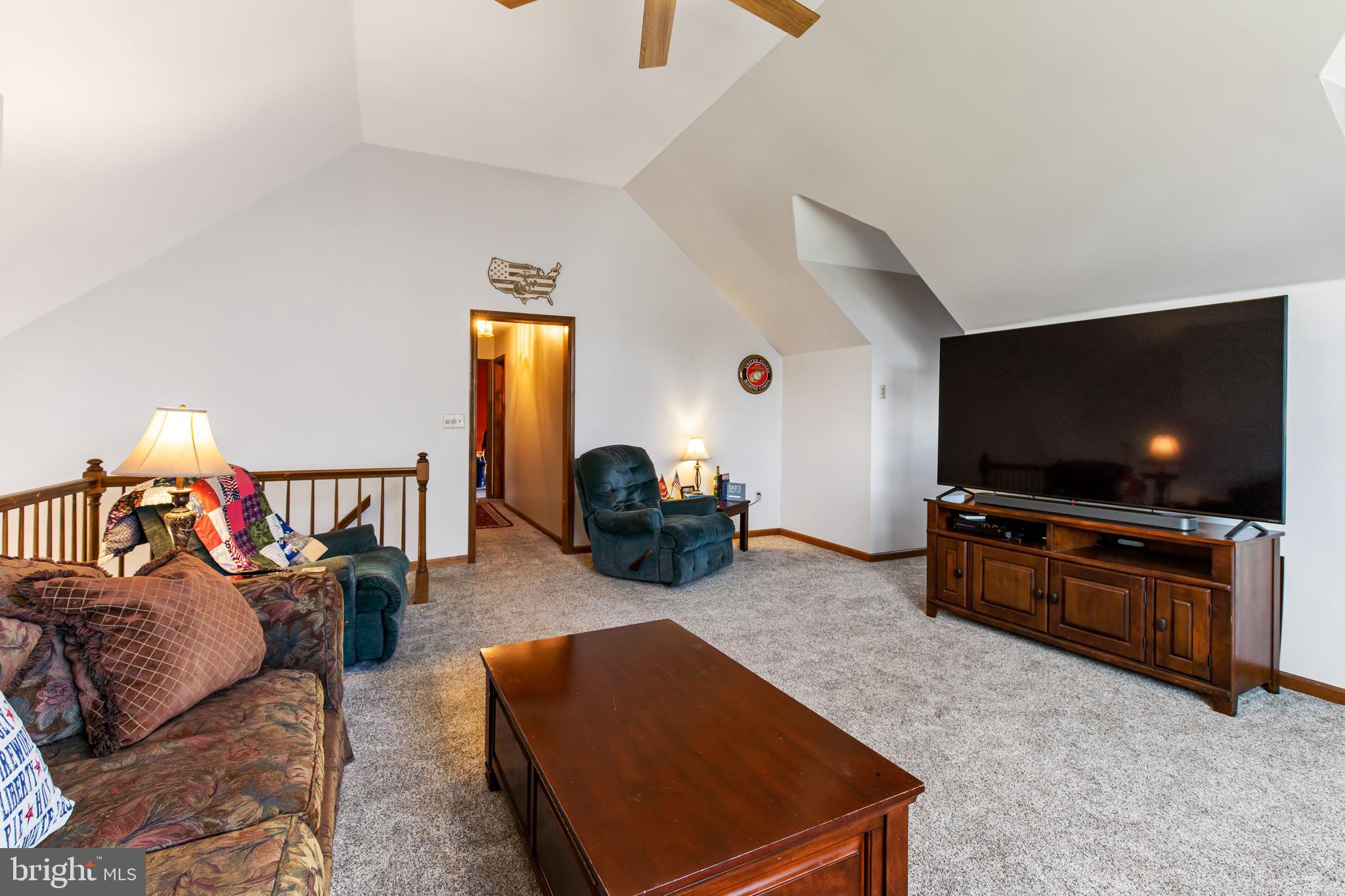 QUAIL HOLLOW - Residential