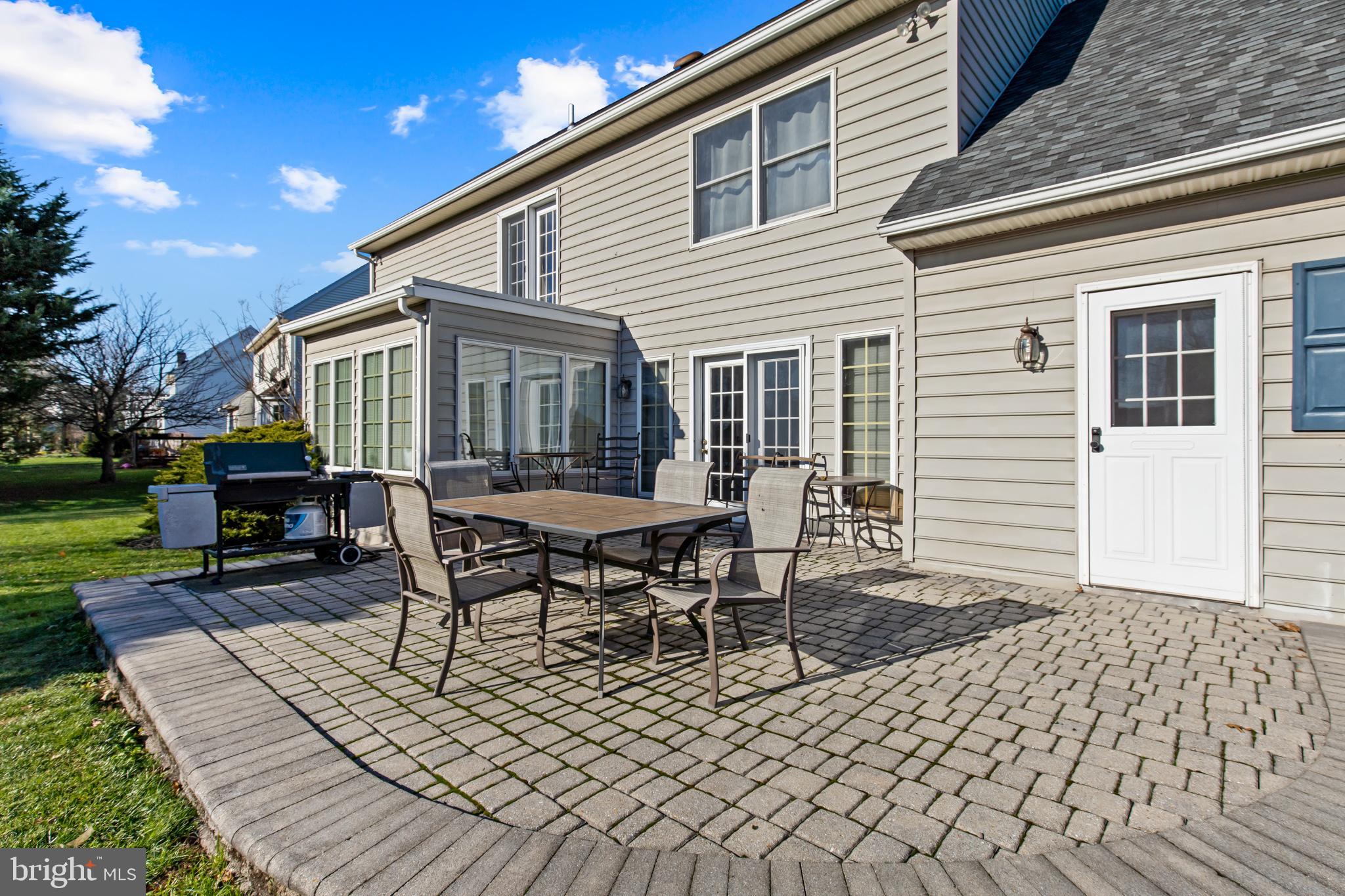 QUAIL HOLLOW - Residential