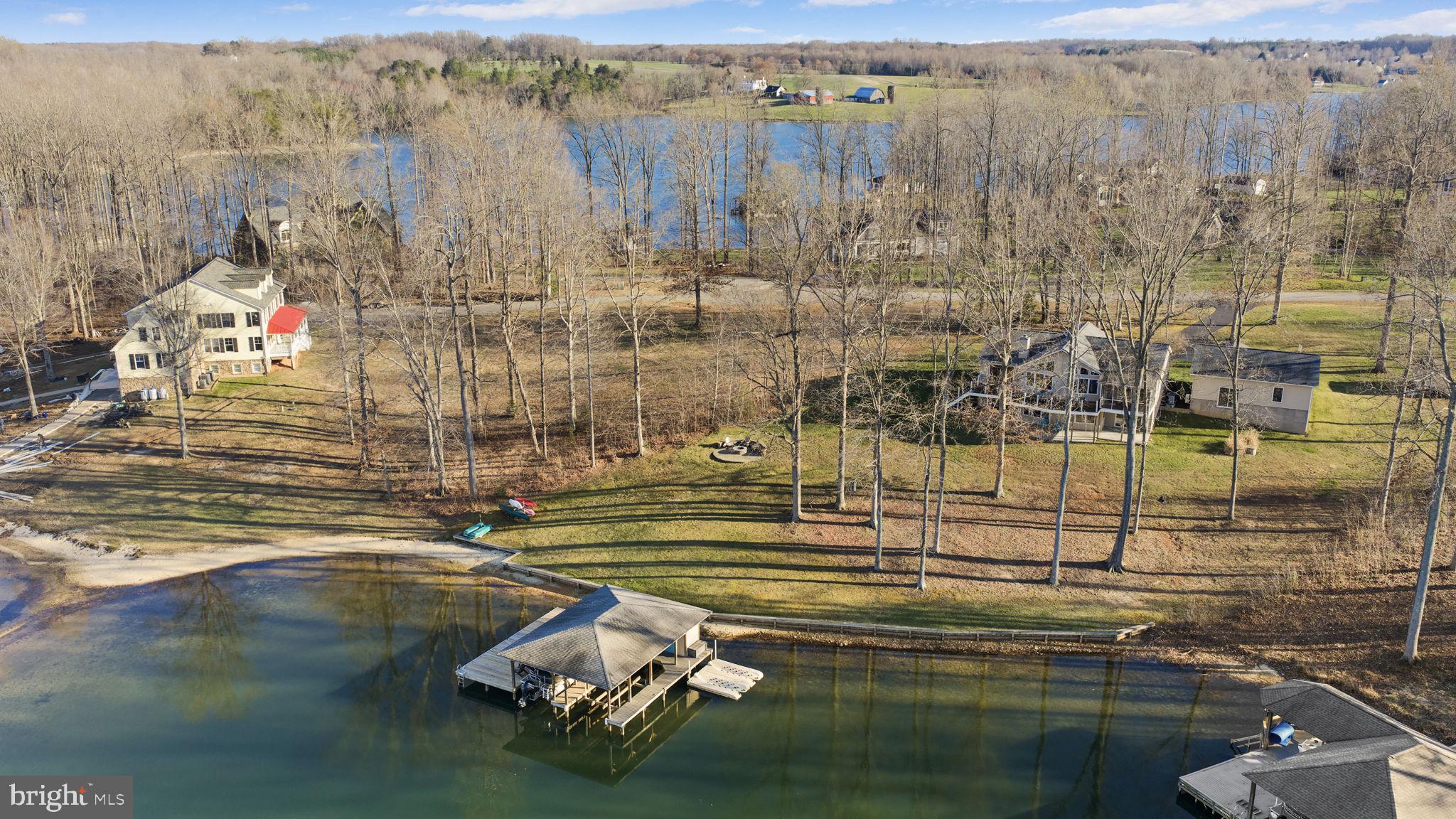 THE WATERS AT LAKE ANNA - Residential