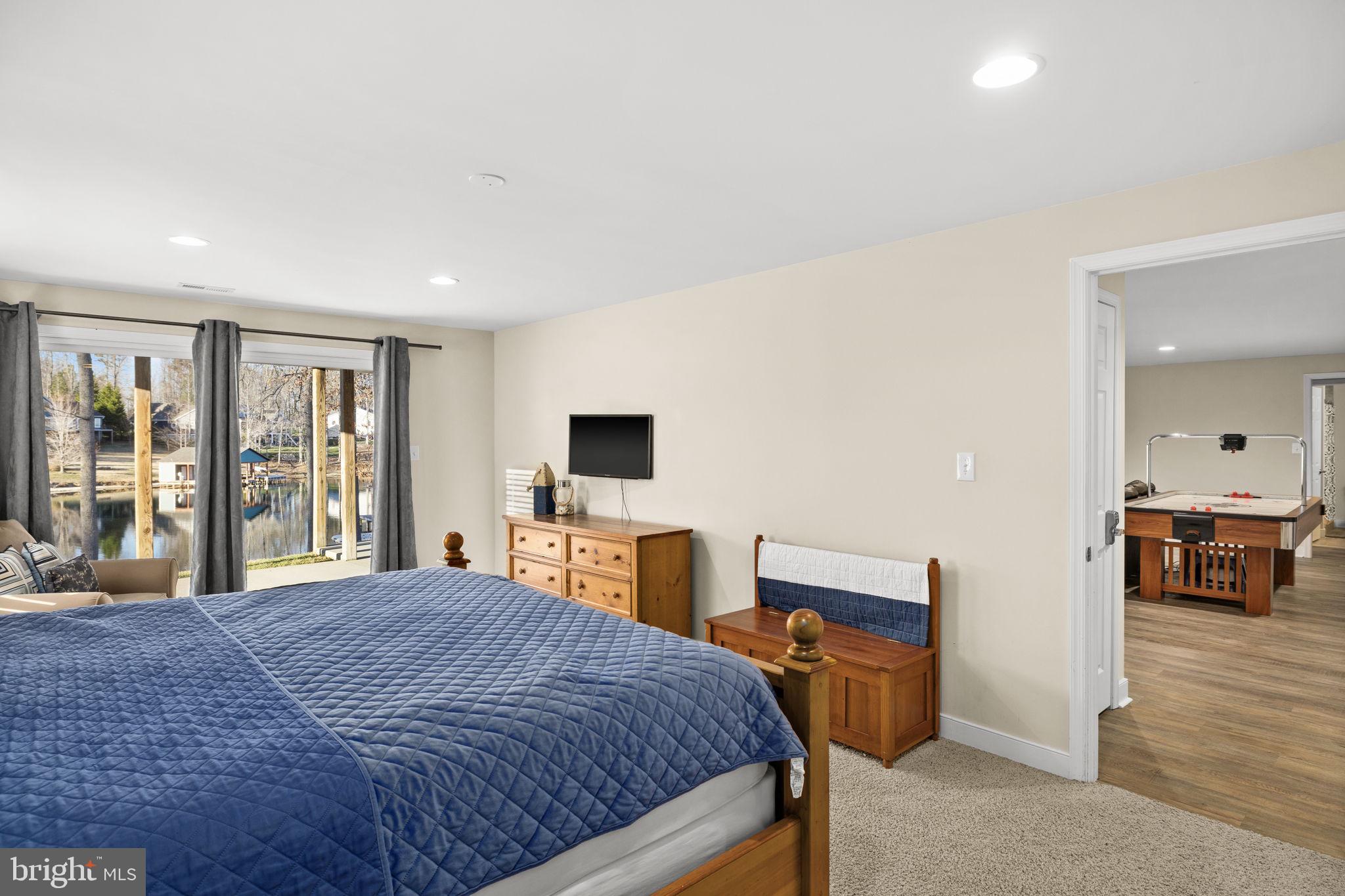 THE WATERS AT LAKE ANNA - Residential