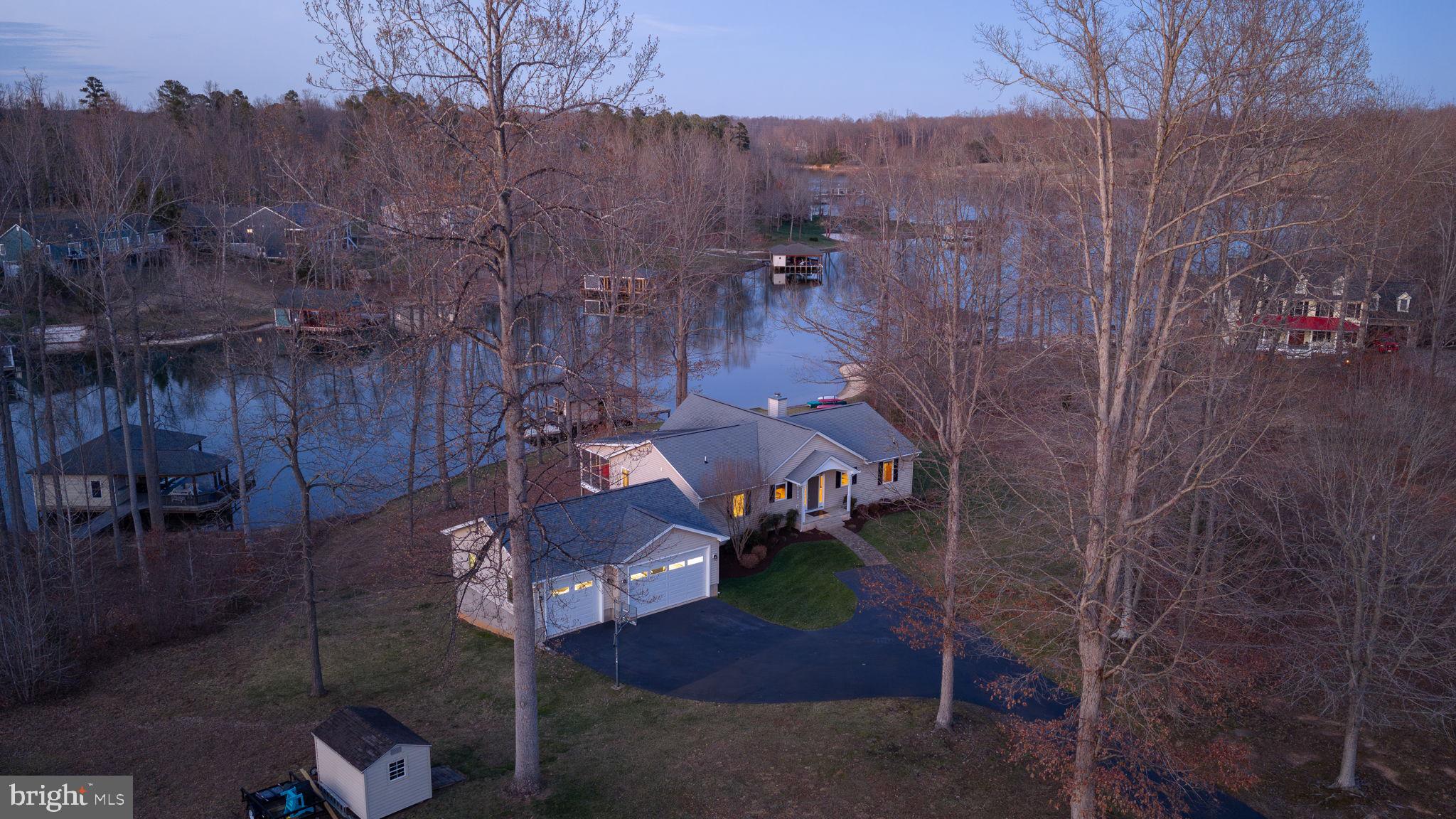 THE WATERS AT LAKE ANNA - Residential