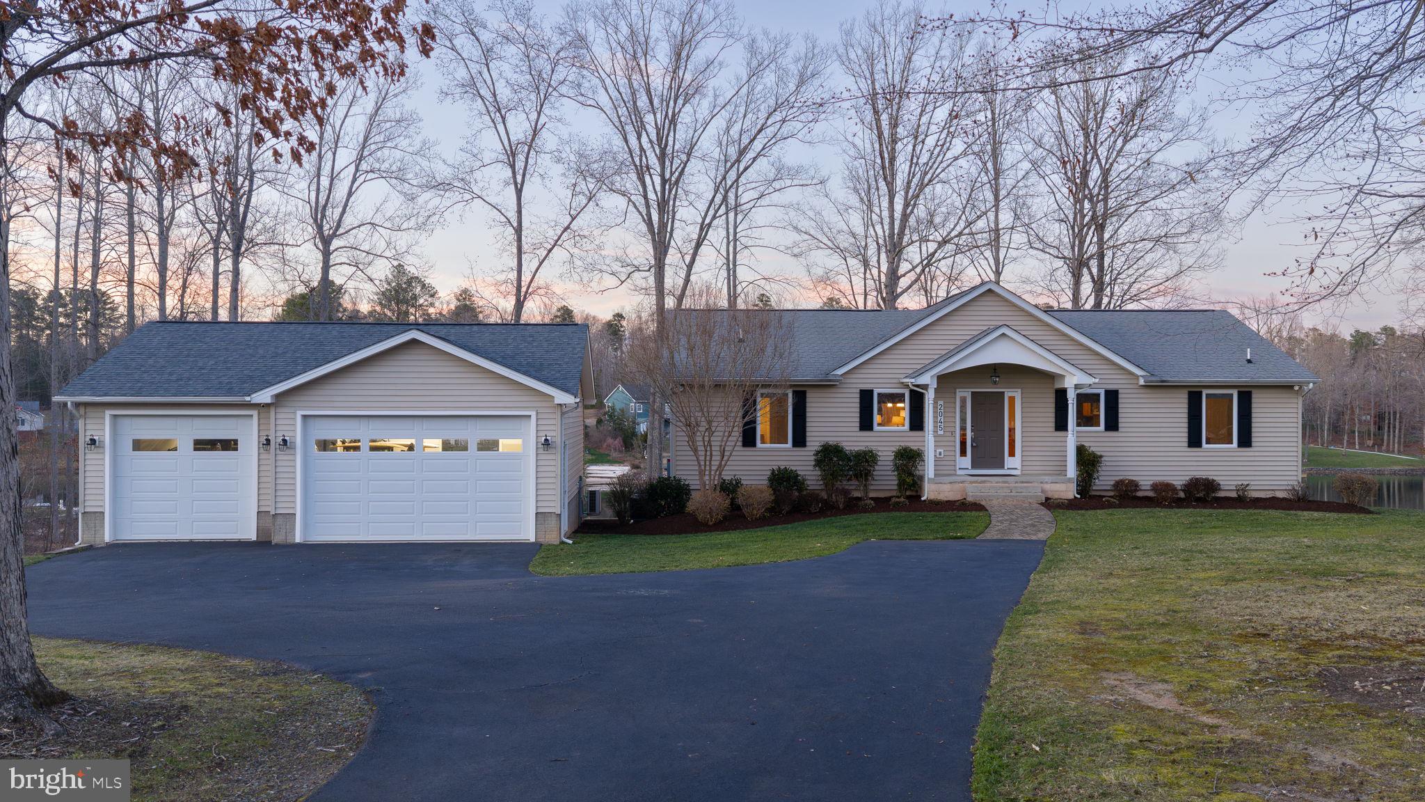 THE WATERS AT LAKE ANNA - Residential