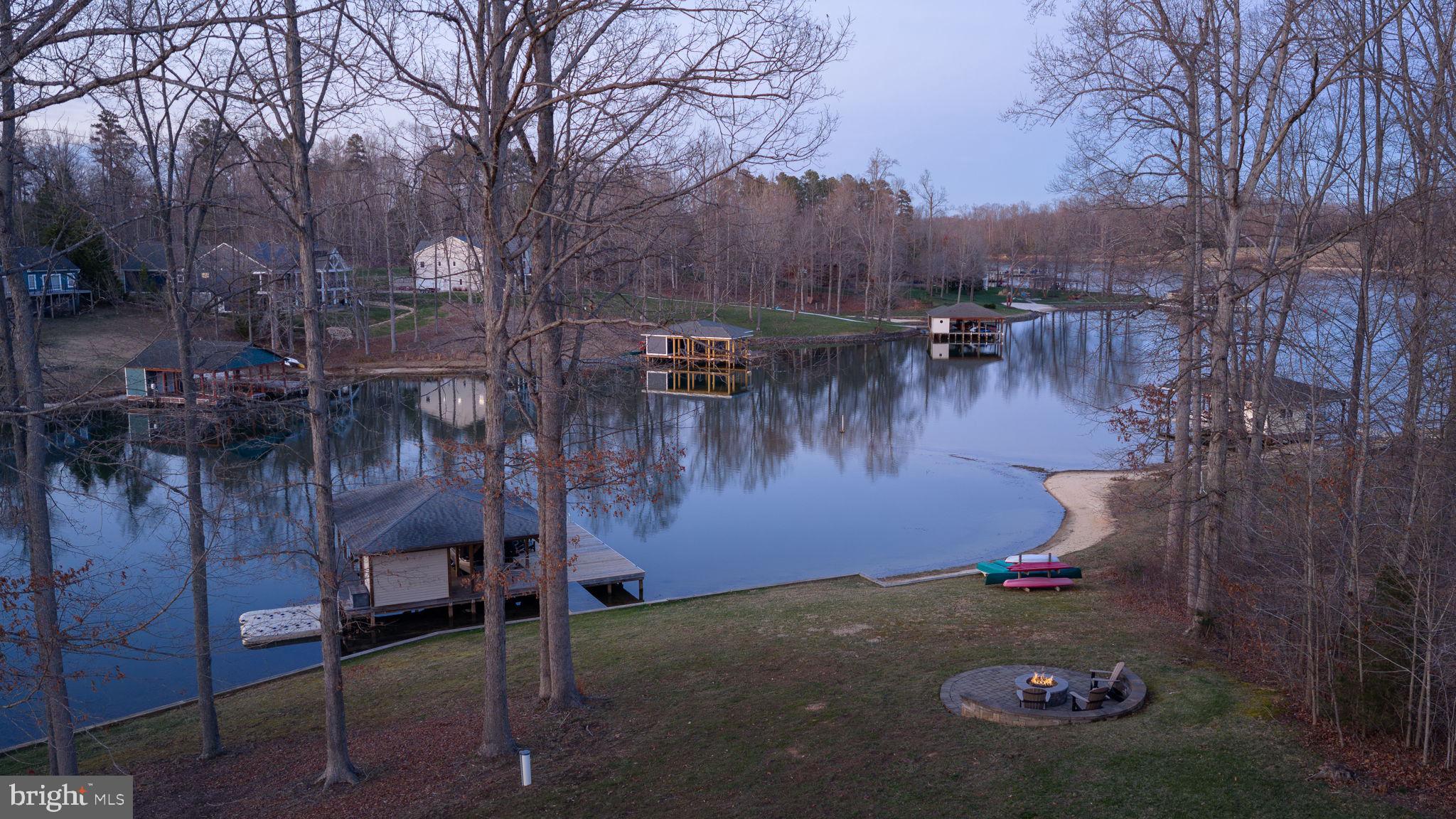 THE WATERS AT LAKE ANNA - Residential