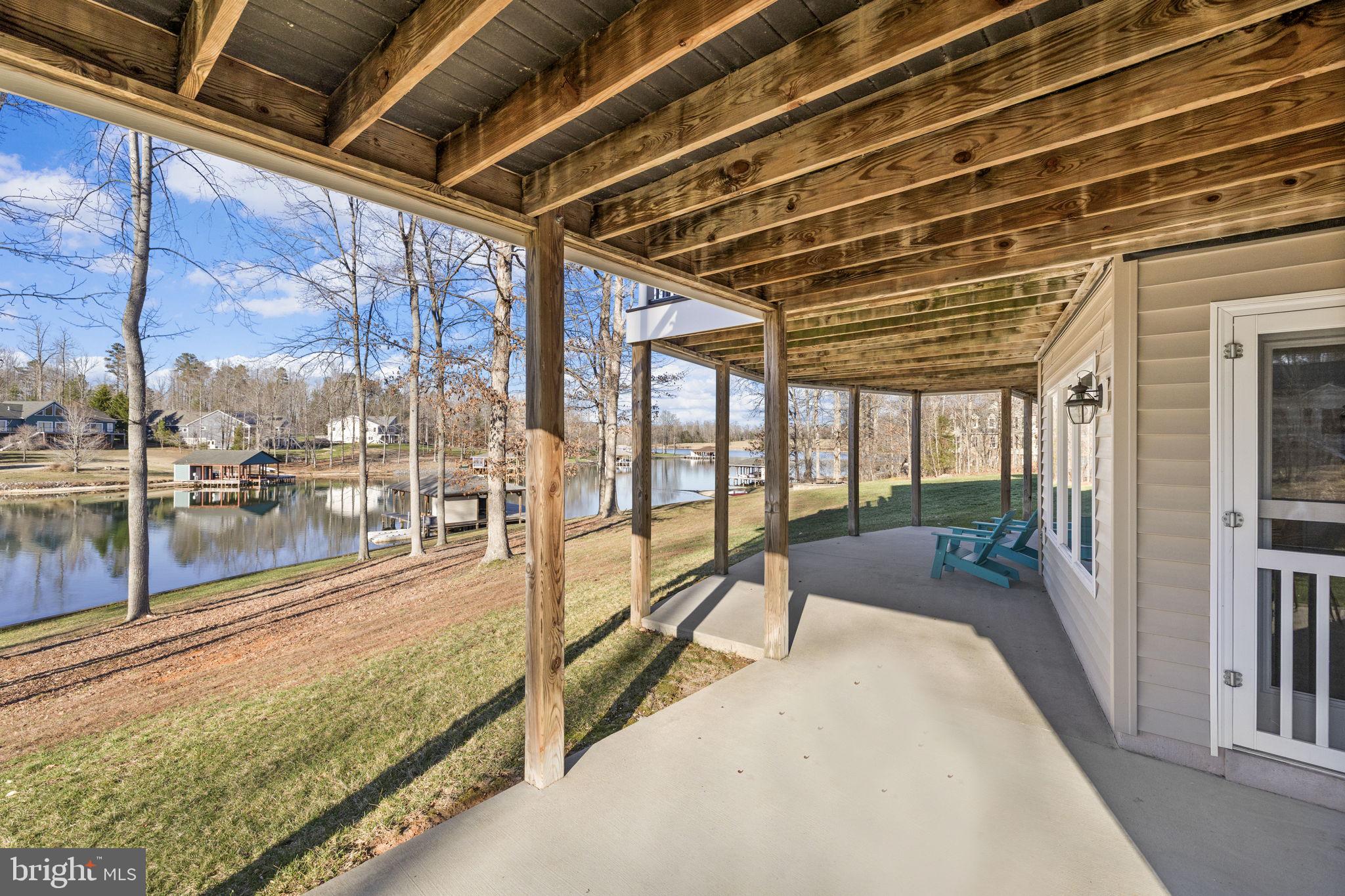 THE WATERS AT LAKE ANNA - Residential