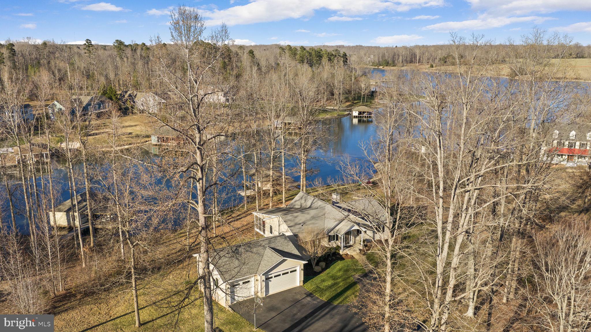 THE WATERS AT LAKE ANNA - Residential