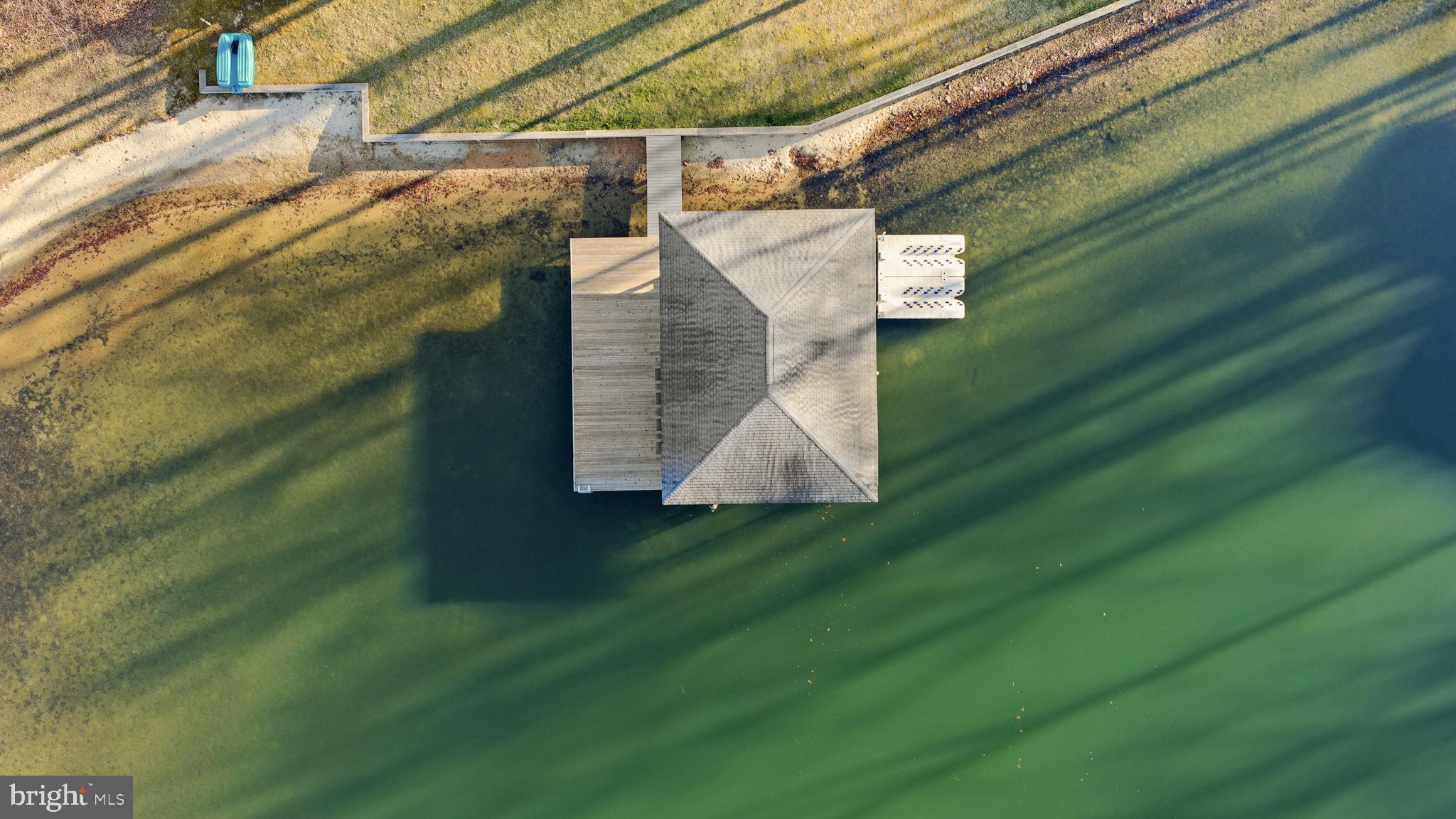 THE WATERS AT LAKE ANNA - Residential