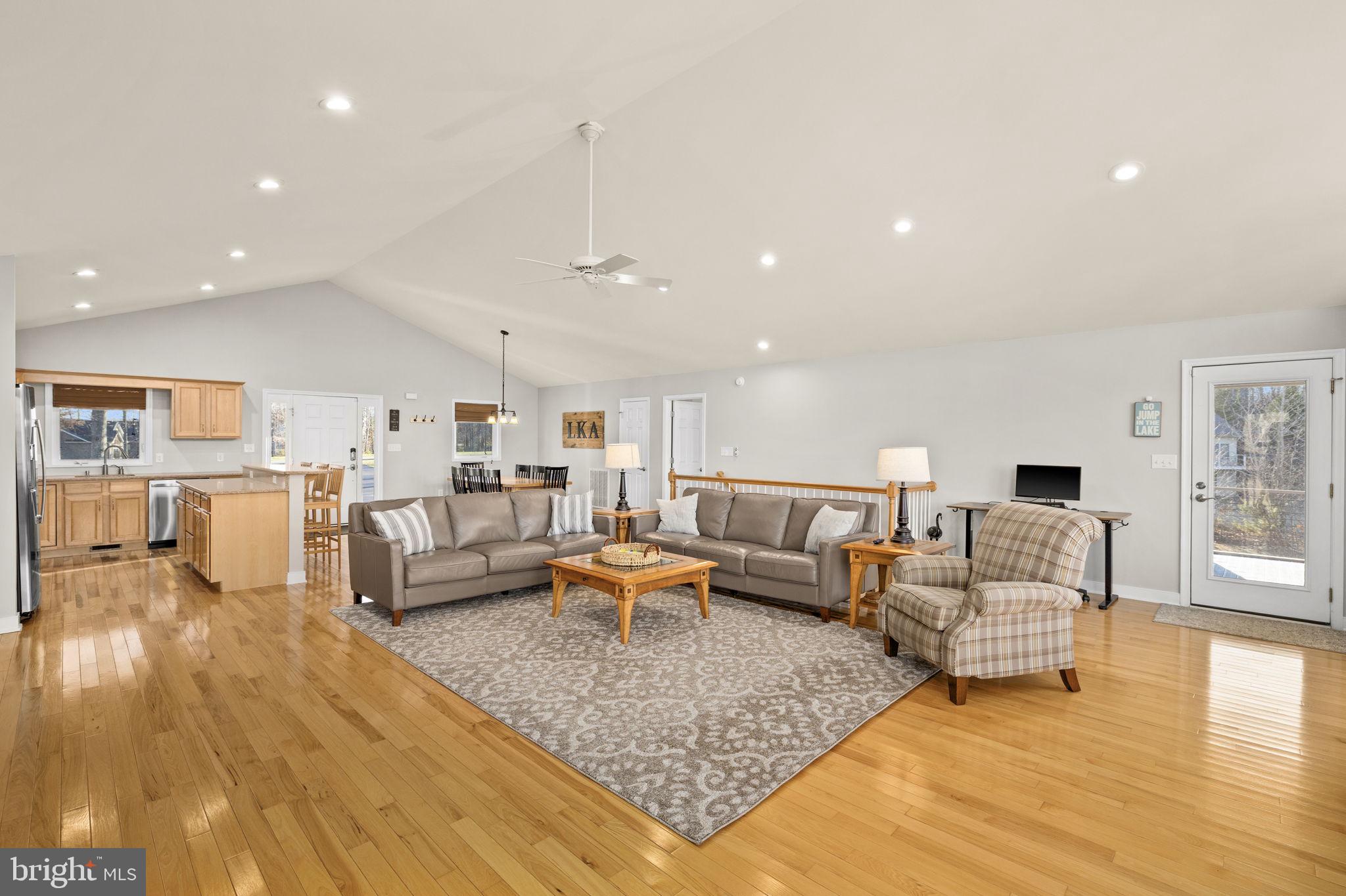 THE WATERS AT LAKE ANNA - Residential