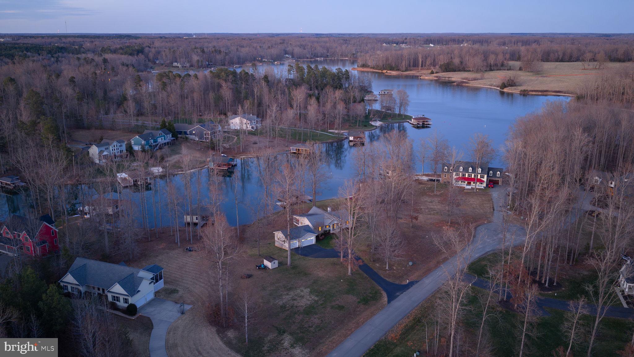 THE WATERS AT LAKE ANNA - Residential