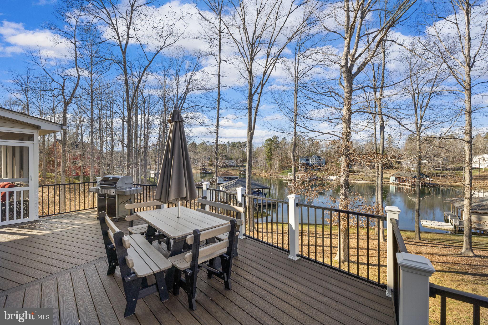 THE WATERS AT LAKE ANNA - Residential