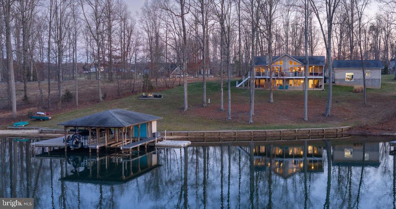 2045 LAKE FOREST DRIVE