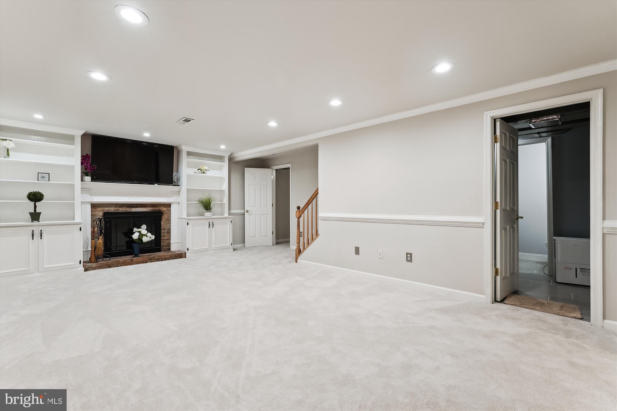 MILL CREEK TOWNE - Residential