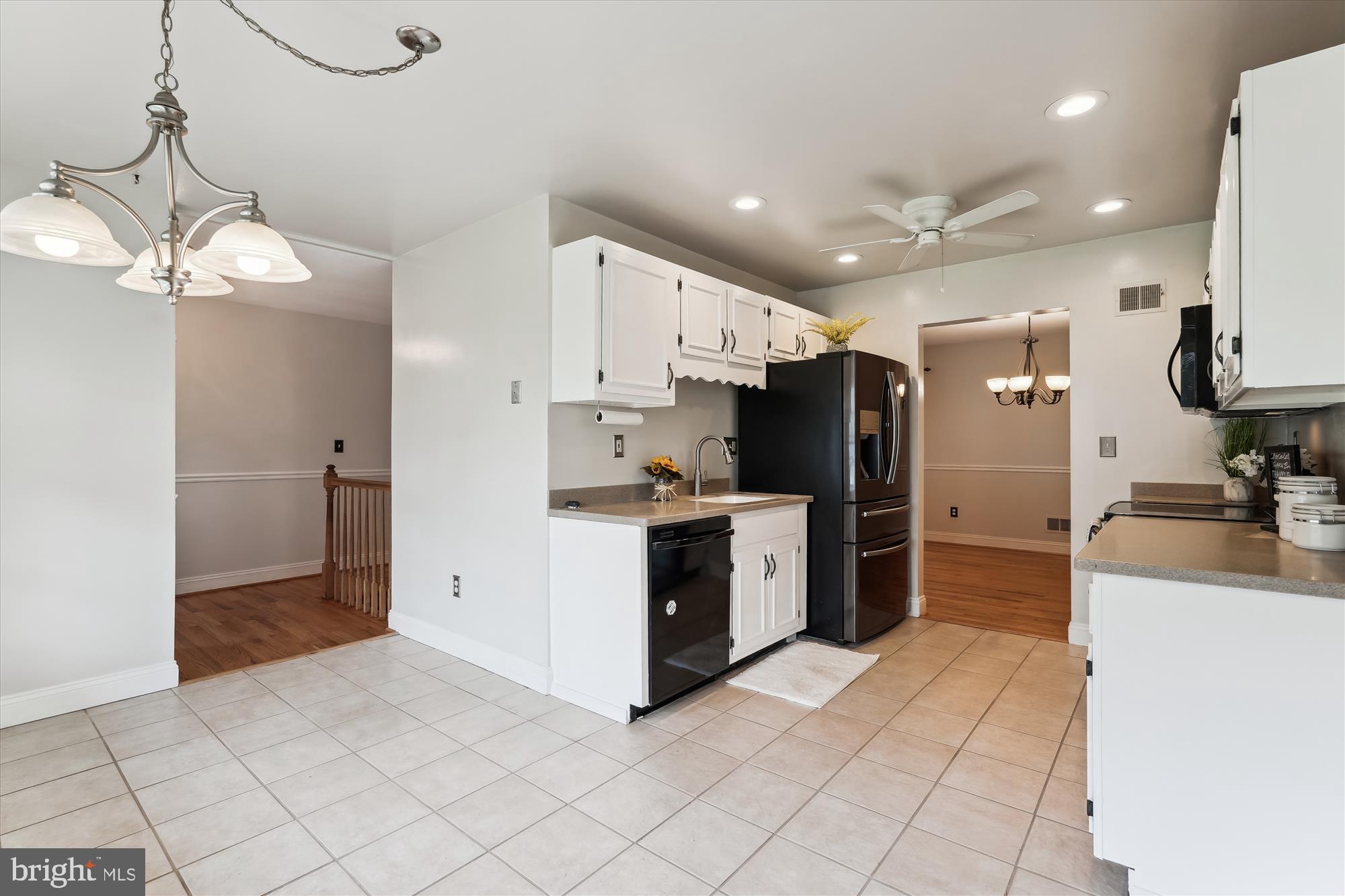 MILL CREEK TOWNE - Residential