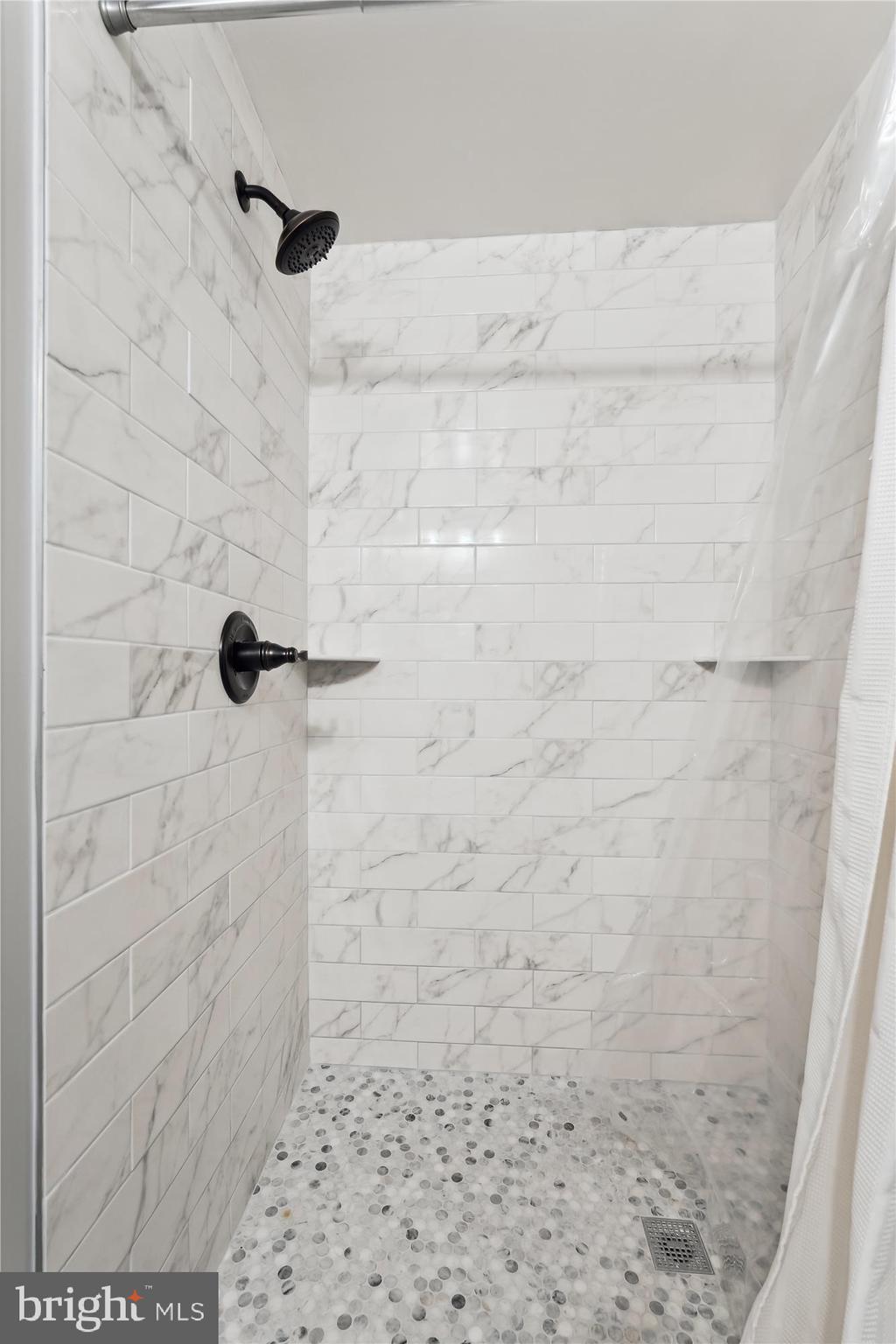 MILL CREEK TOWNE - Residential