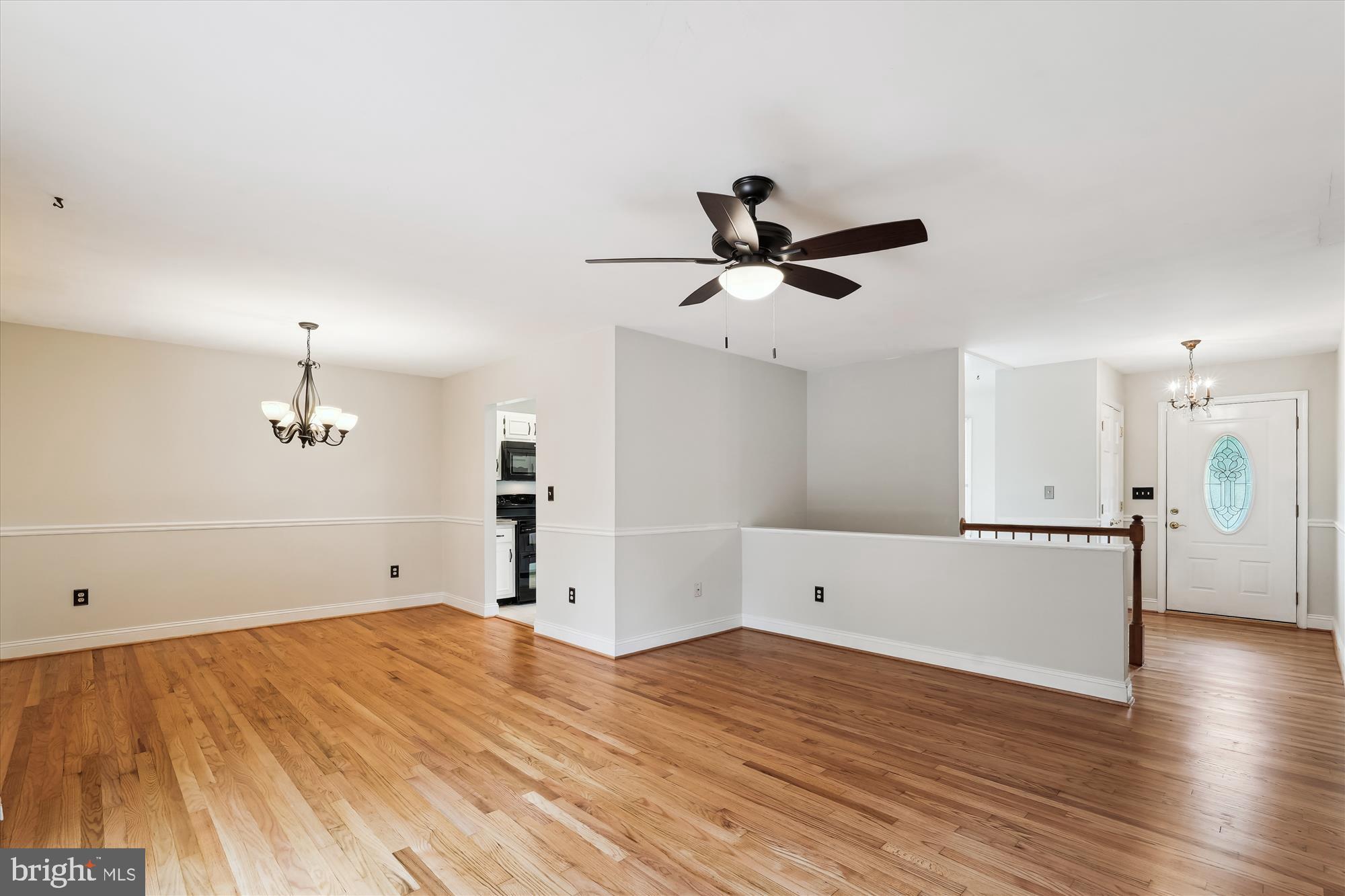 MILL CREEK TOWNE - Residential