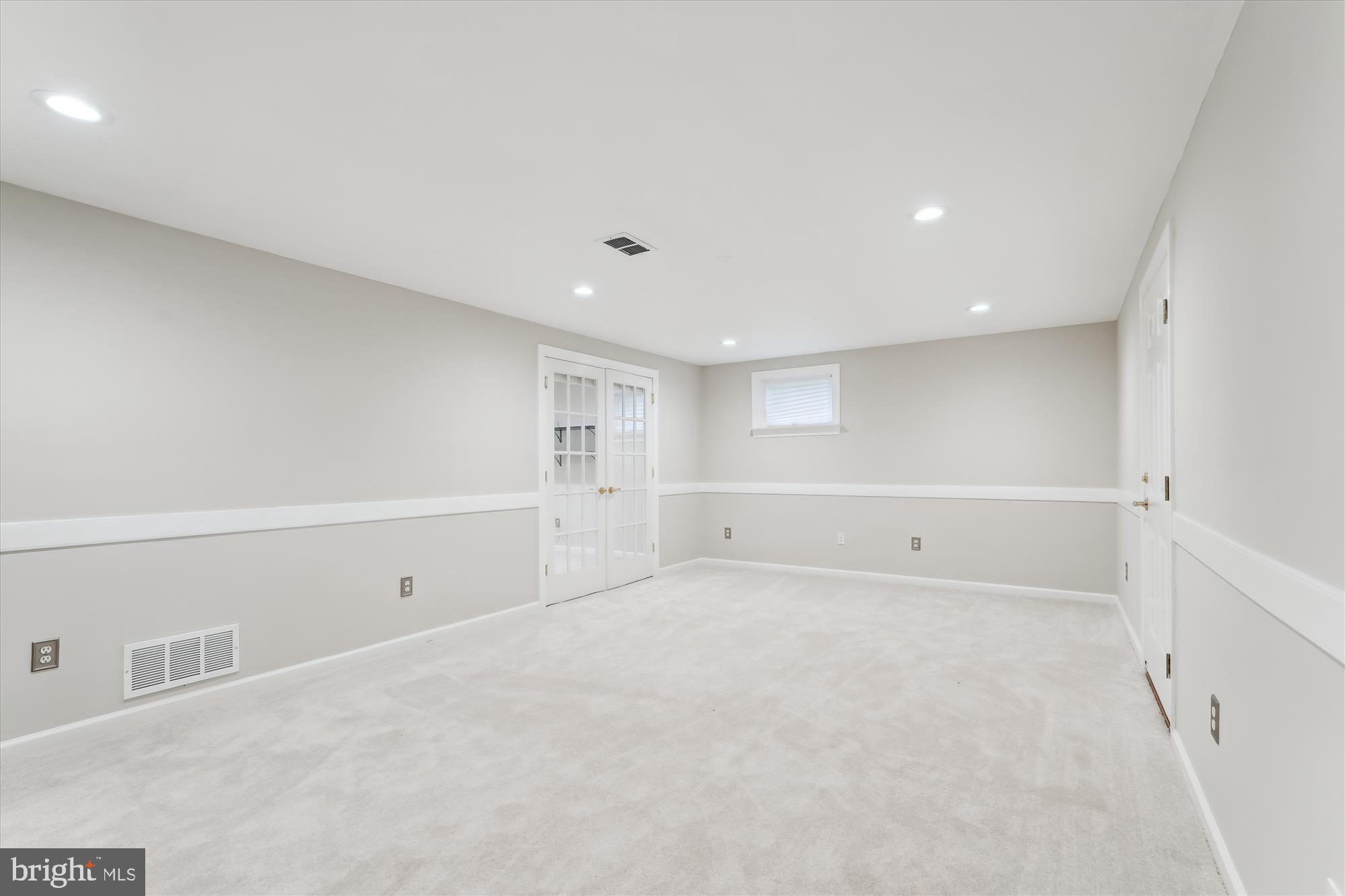 MILL CREEK TOWNE - Residential