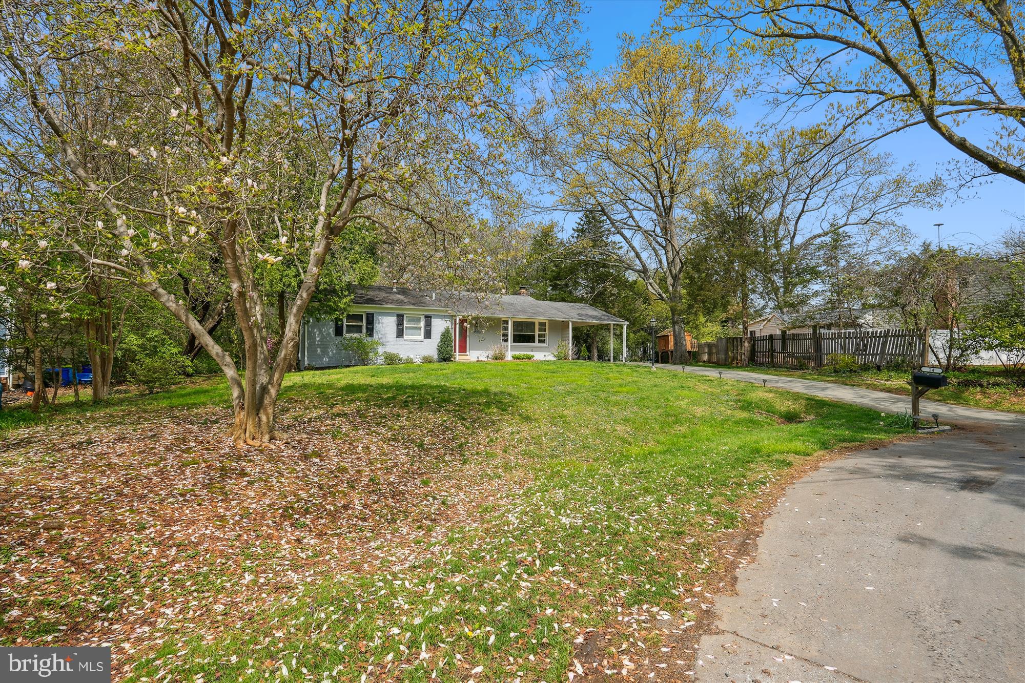 MILL CREEK TOWNE - Residential