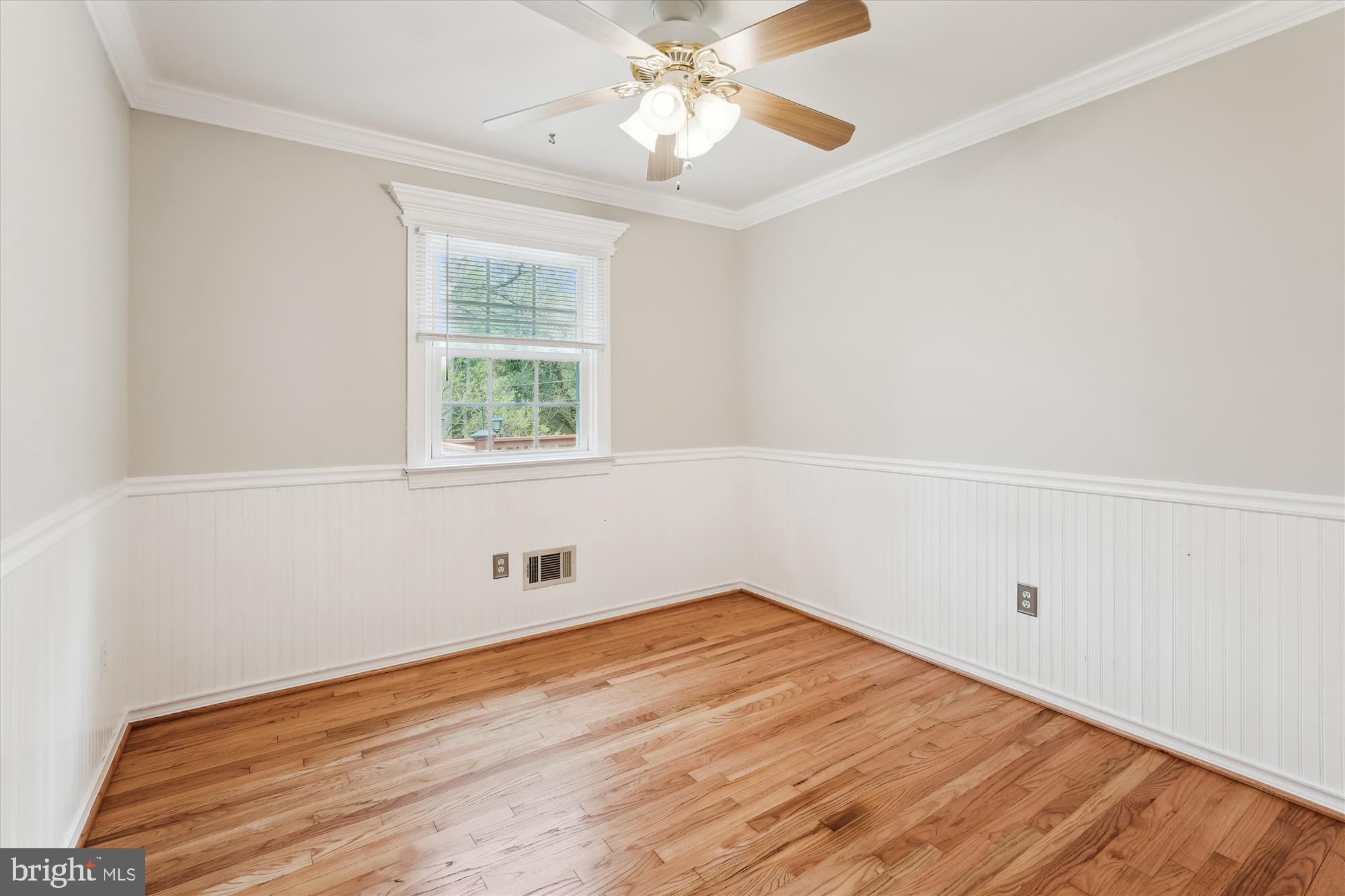 MILL CREEK TOWNE - Residential