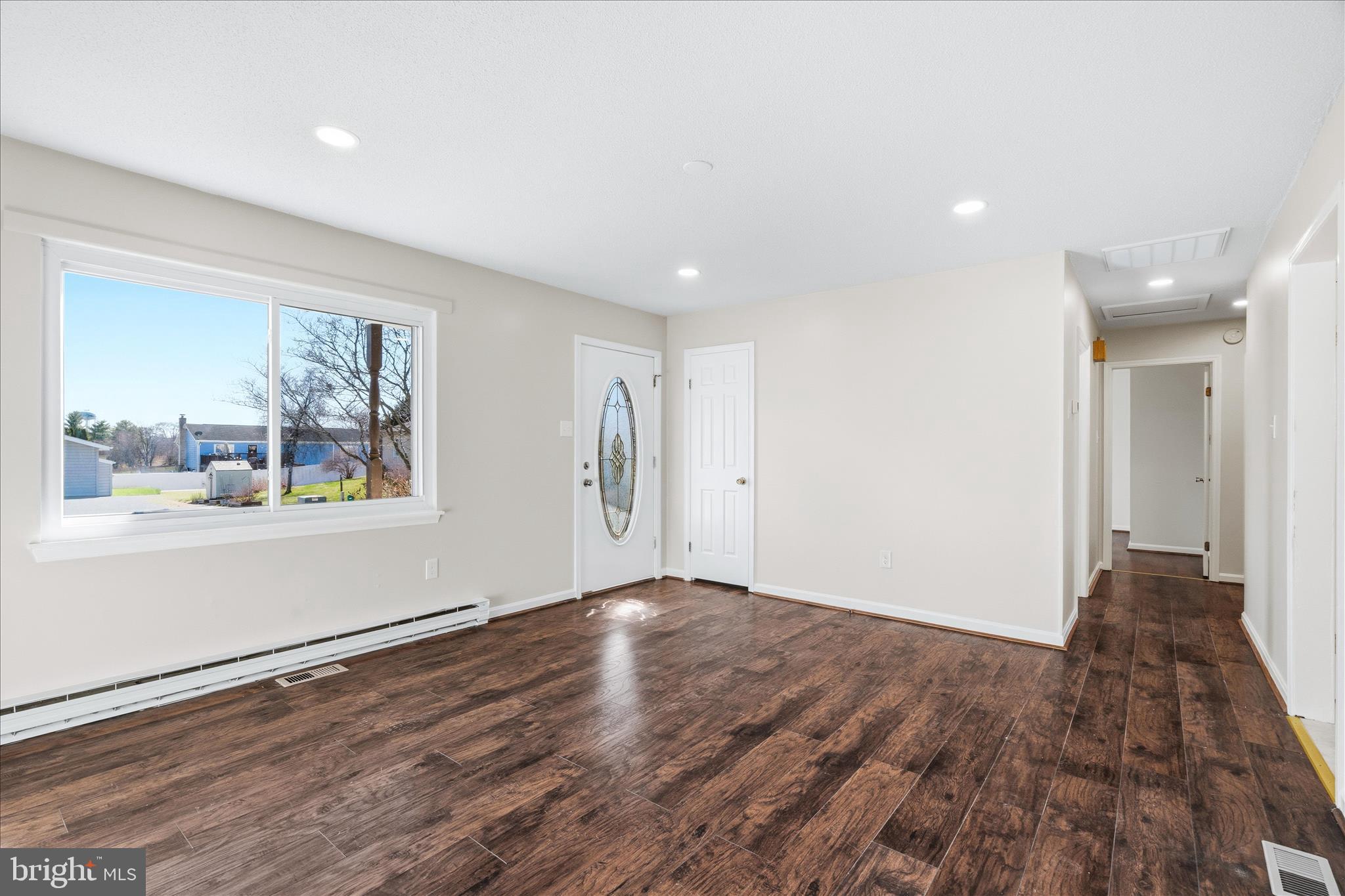 PATRICK HENRY ESTATES - Residential