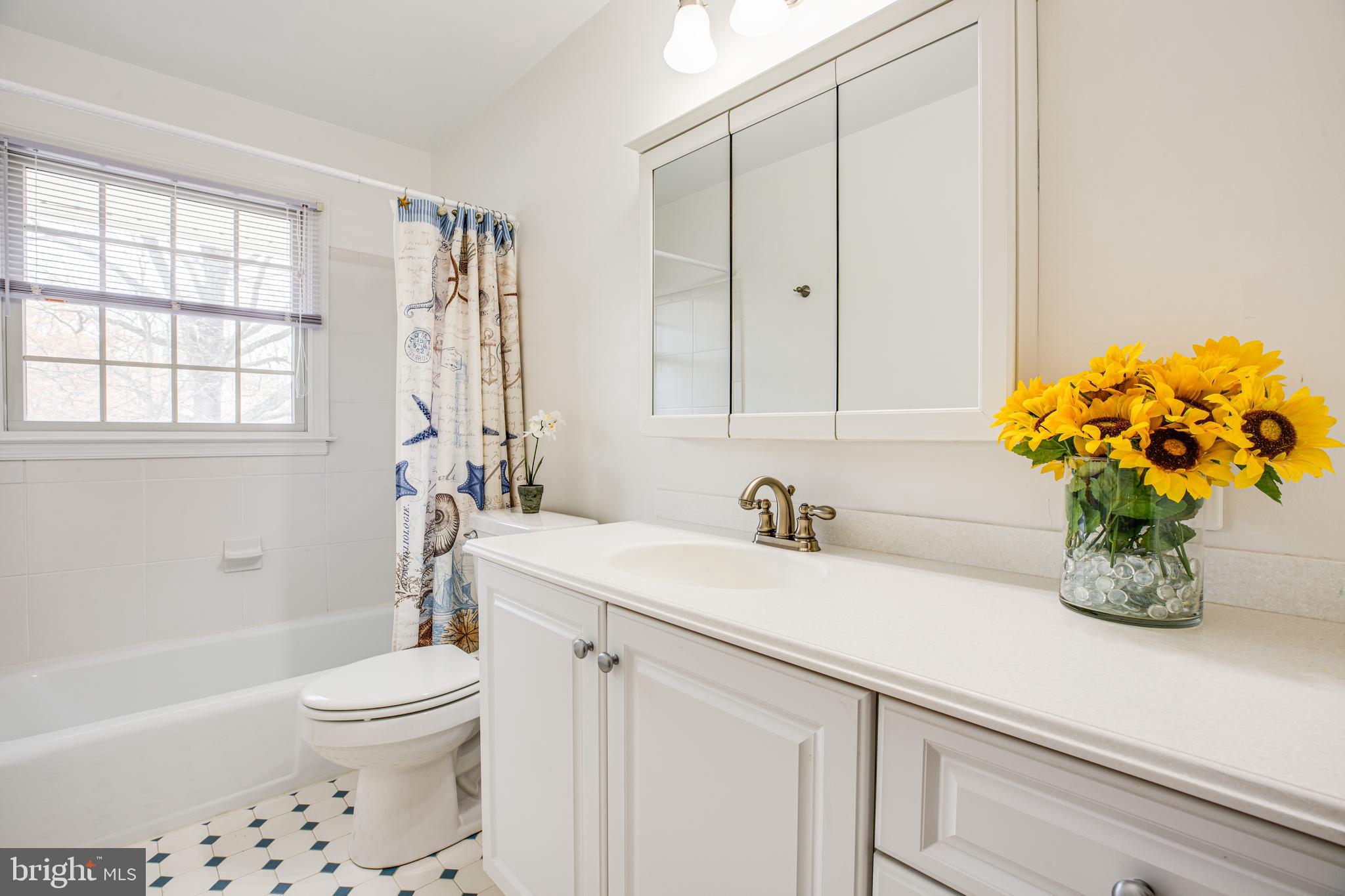 RIVERSIDE ESTATES - Residential