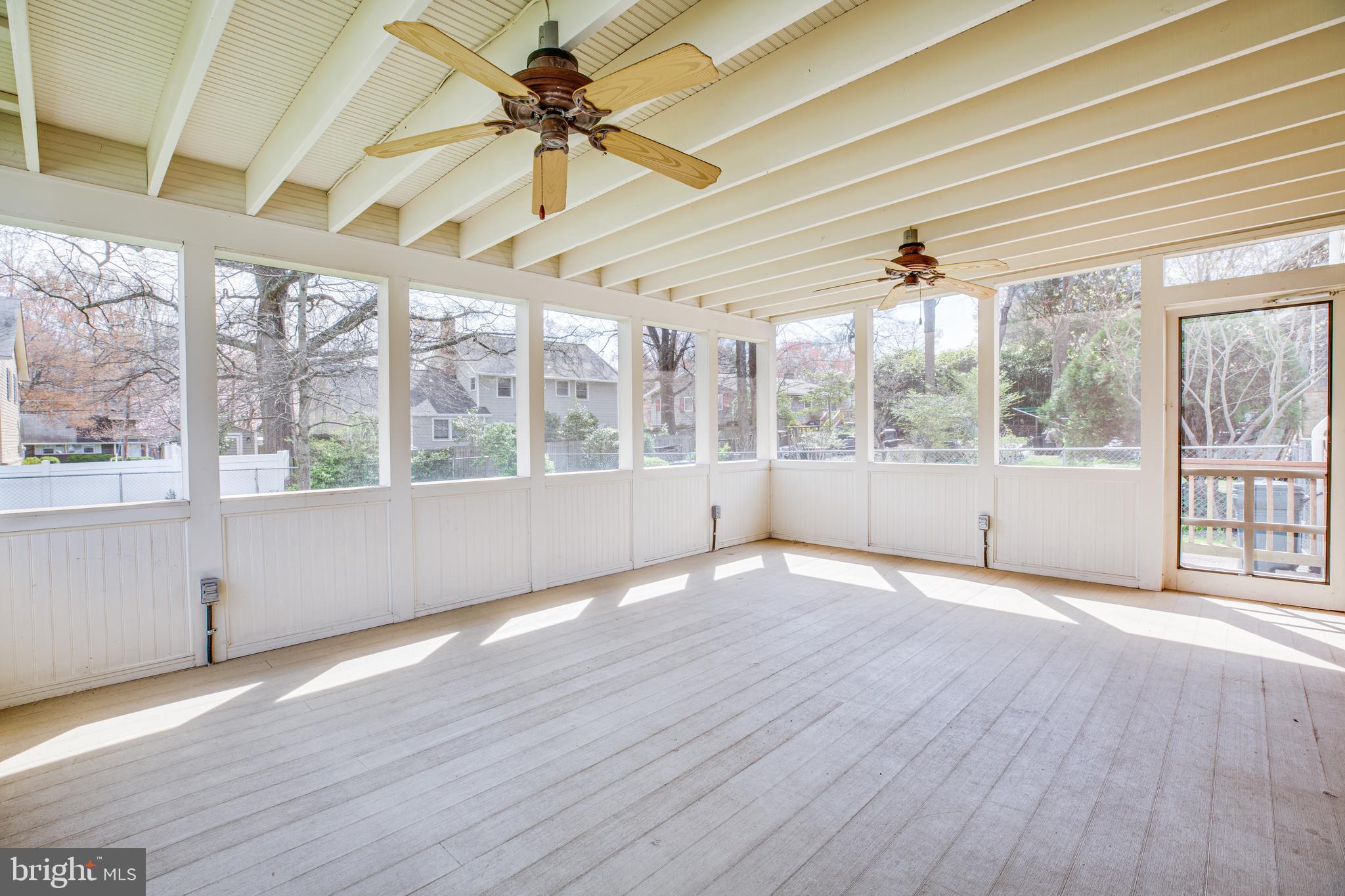 RIVERSIDE ESTATES - Residential