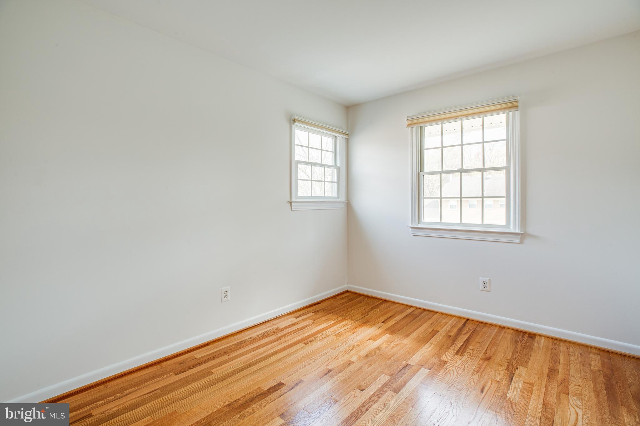 RIVERSIDE ESTATES - Residential