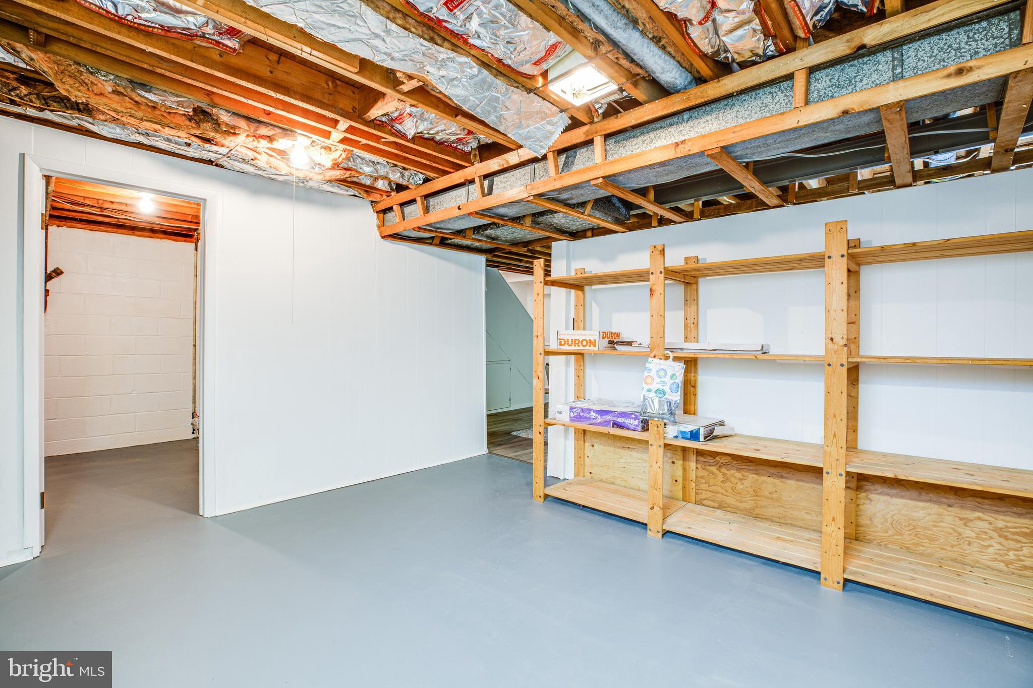 RIVERSIDE ESTATES - Residential