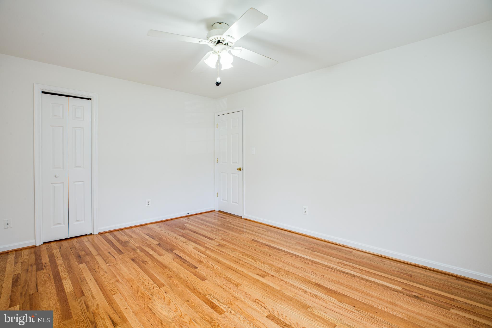 RIVERSIDE ESTATES - Residential