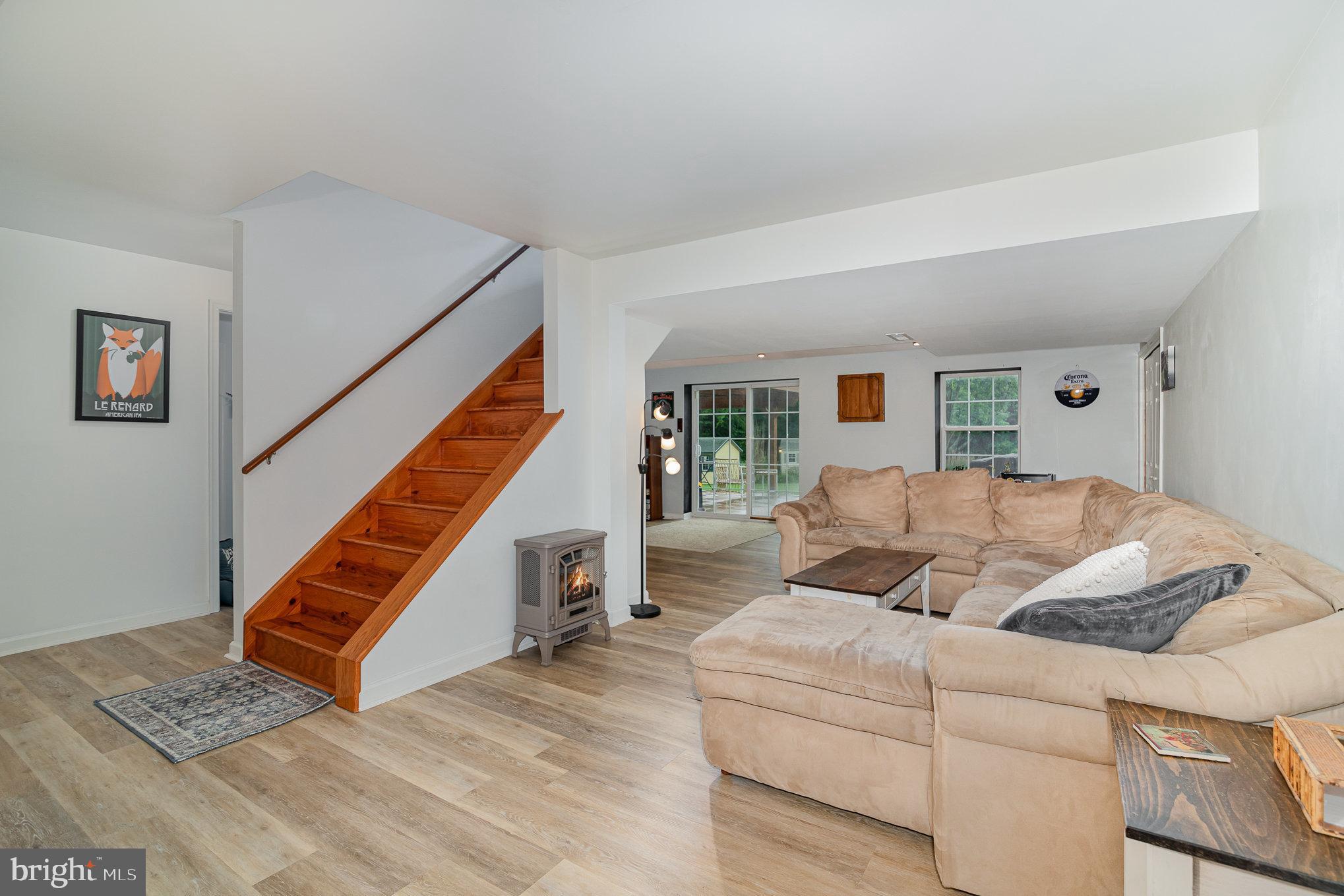 EAST PENNSBORO - Residential