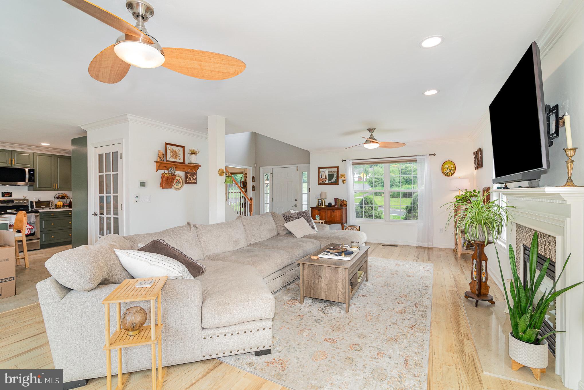 EAST PENNSBORO - Residential