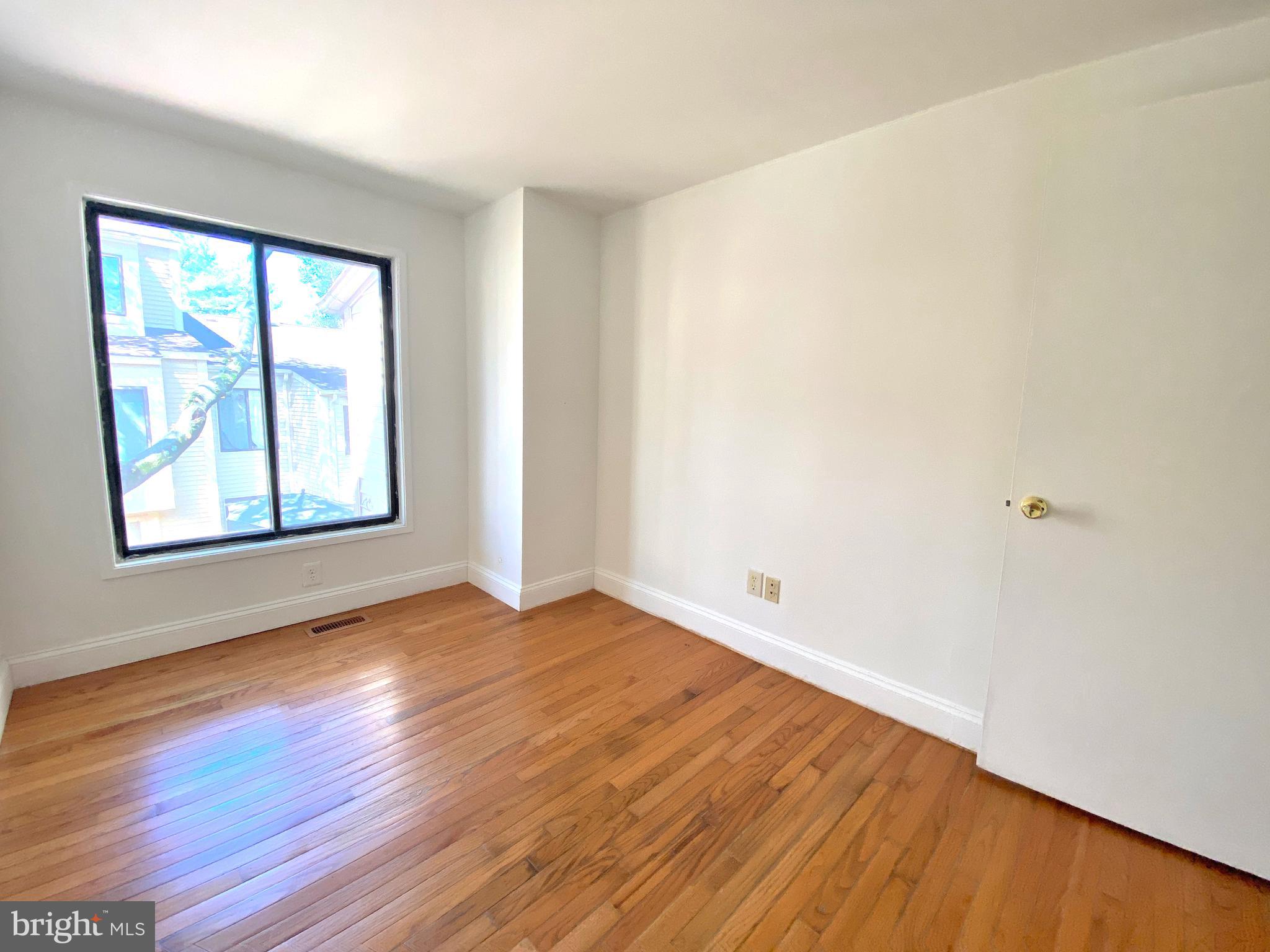 NATHANS HILL - Residential Lease