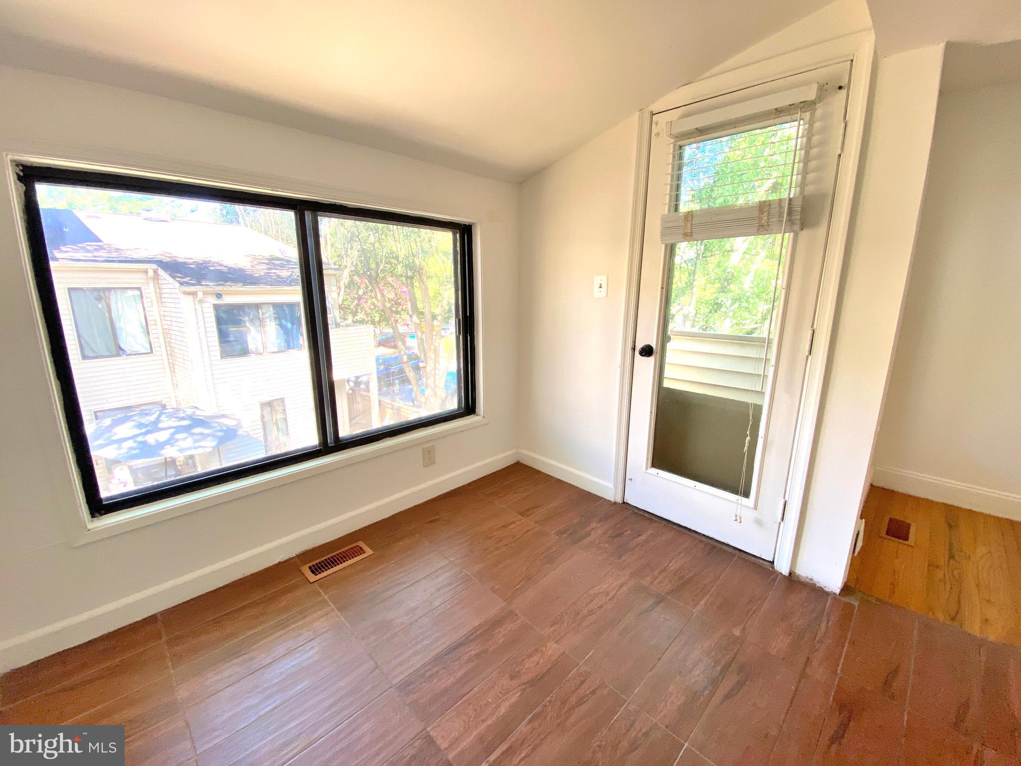 NATHANS HILL - Residential Lease