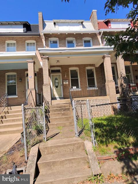 Townhouse For Sale - 16 Bryant Street<br/> WASHINGTON, DC 20002