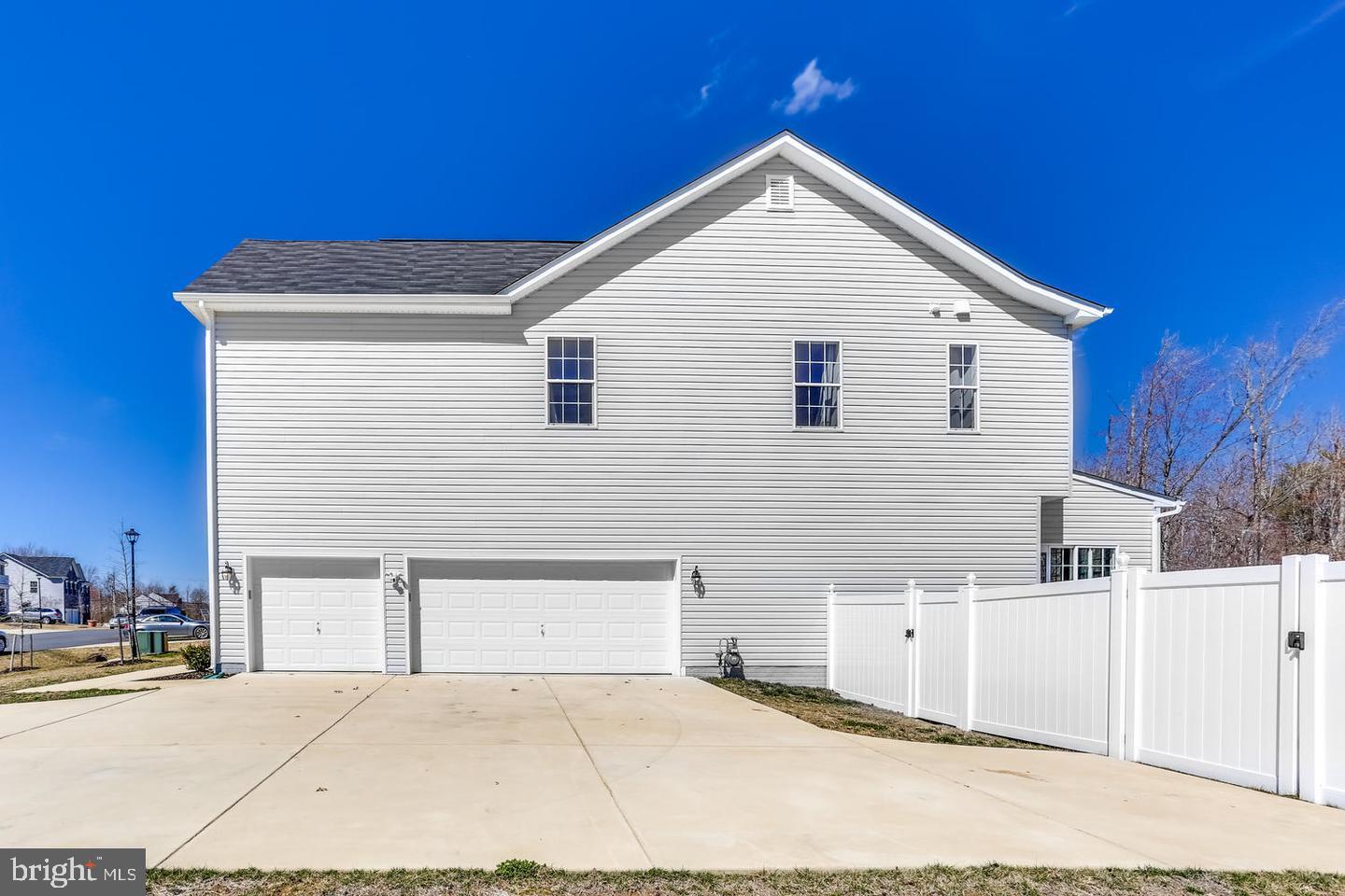 POPLAR GROVE - Residential Lease