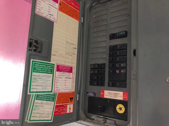 MUNROE GARDENS - Residential