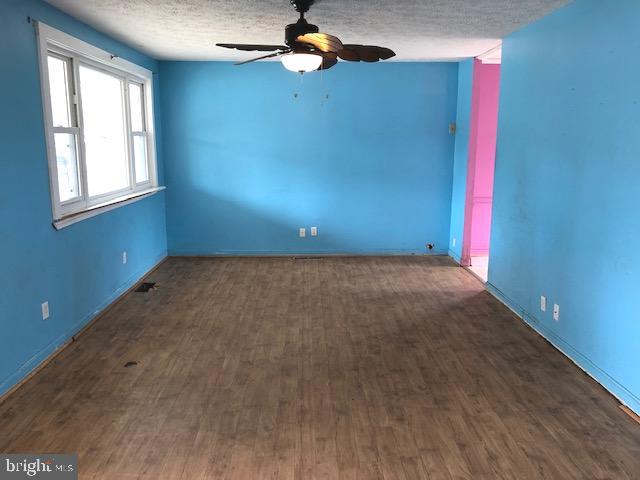 MUNROE GARDENS - Residential